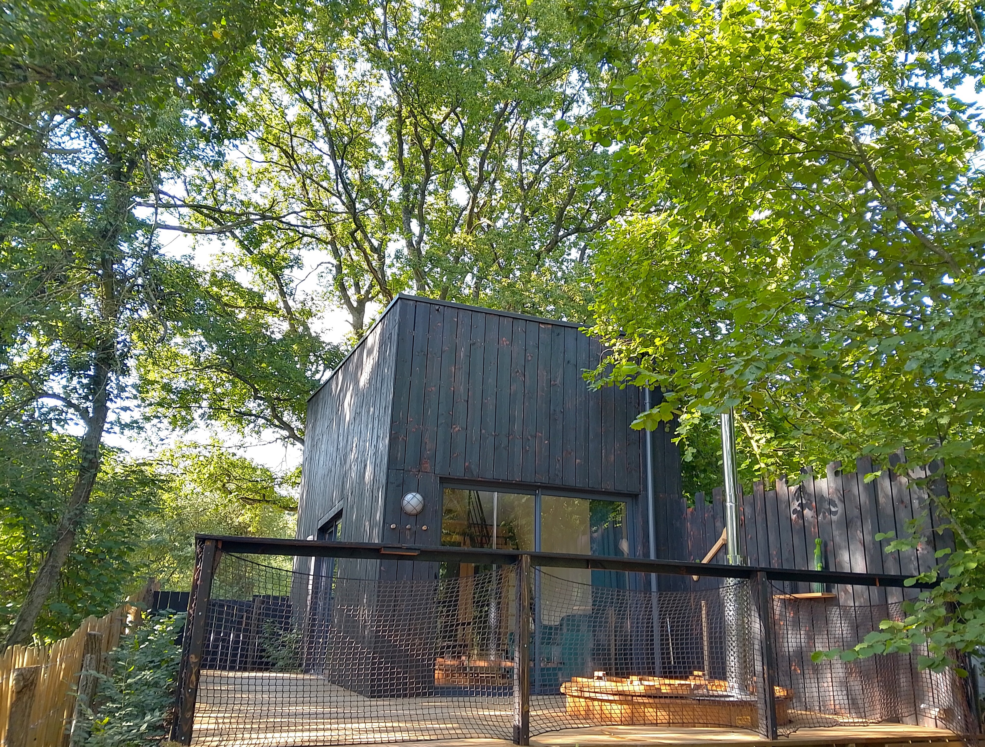 La Cabane du Chêne & SPA : une expérience unique en Lorraine à Valmunster — vue intérieure