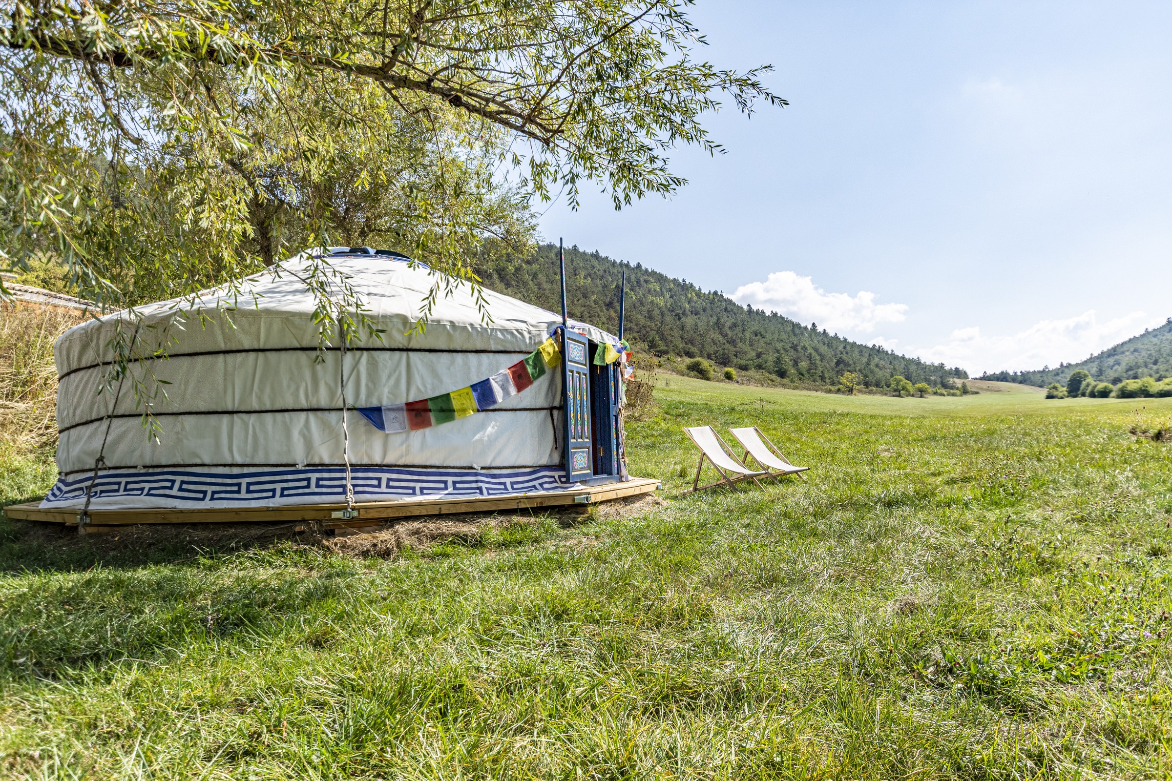 La Yourte de la Bergerie du Val — Yourte avec spa en Drôme