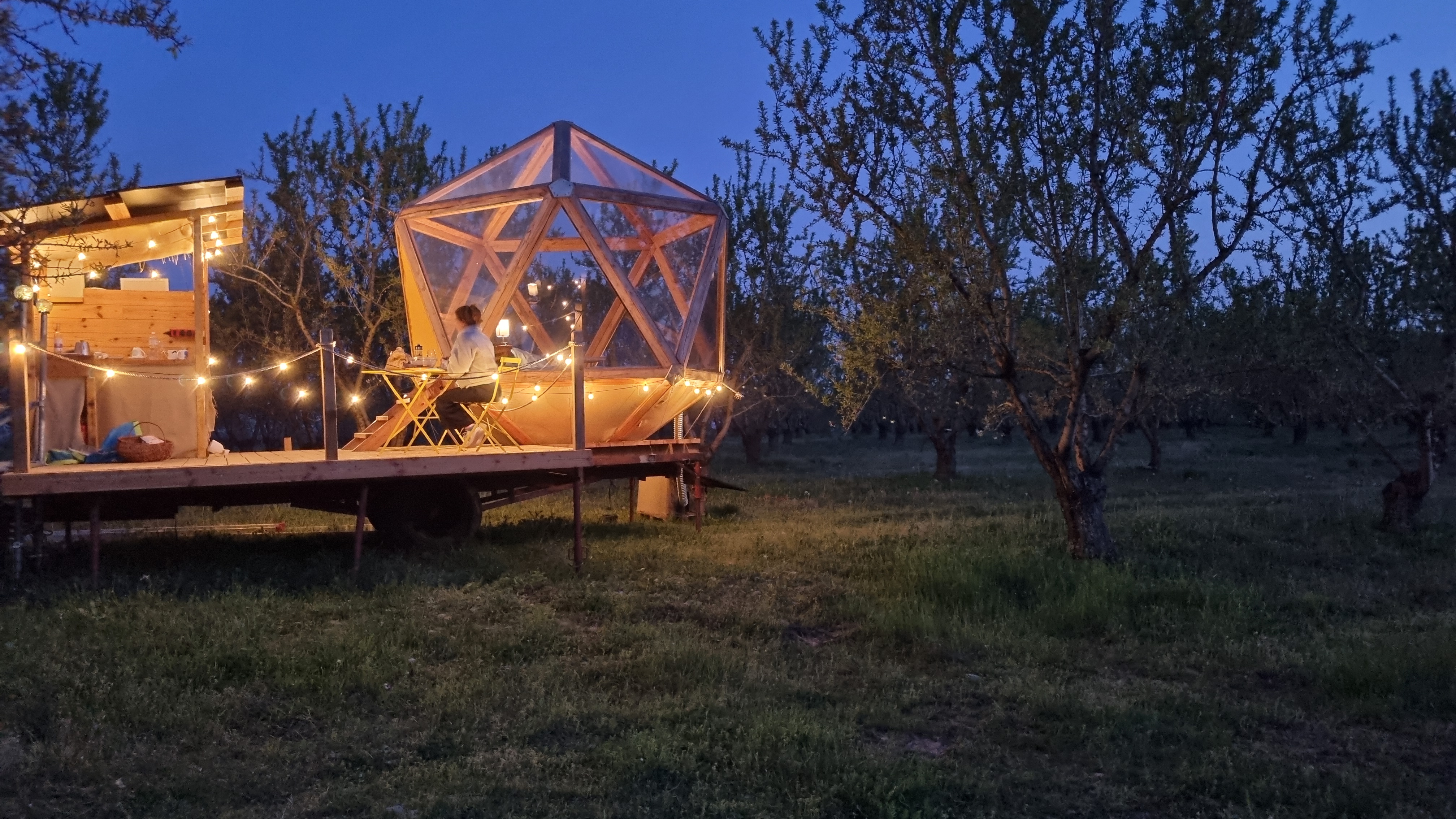 La bulle Ico : un dôme enchanteur en Provence à Valensole — cuisine