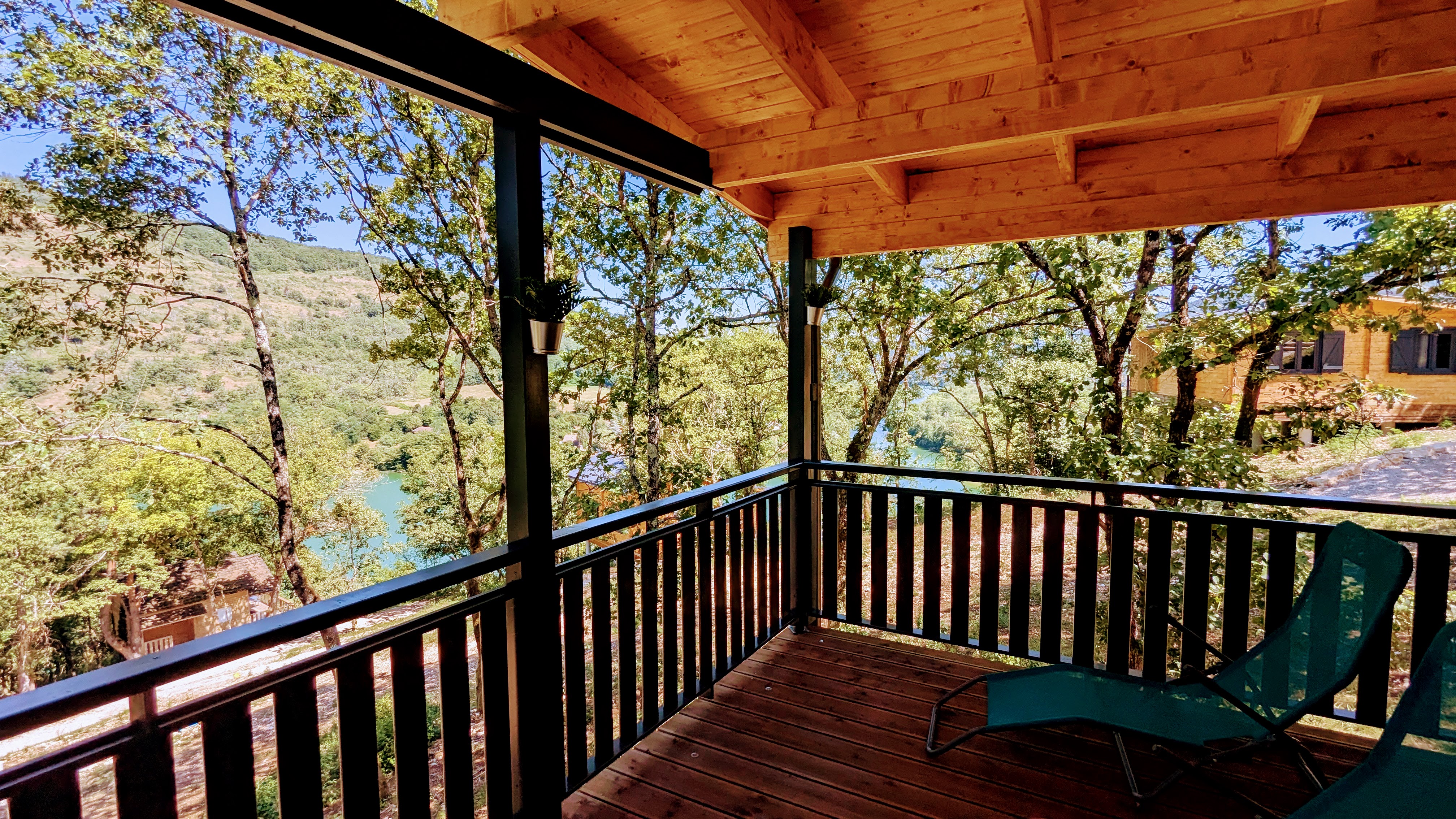 Lodge la Bruyère et Spa — Chalet avec spa à Ain