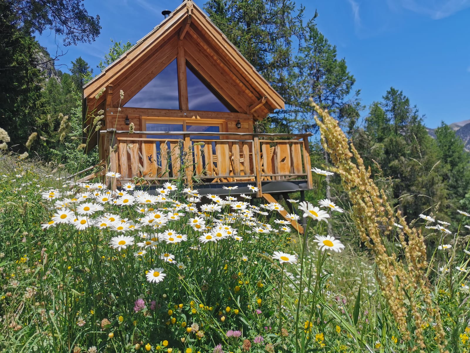 Cabane "Les Eaux Tortes" — Nuit avec vue panoramique à Alpes-de-Haute-Provence