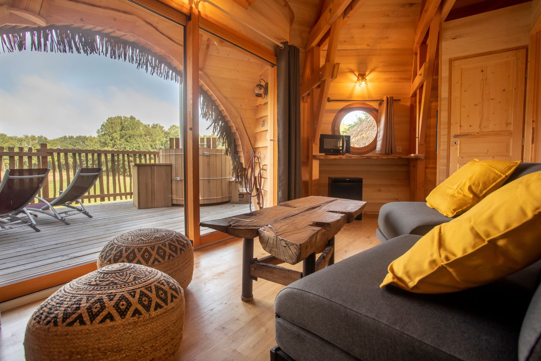 Cabane SPA Kelso : une évasion en hauteur en Bretagne à Pleyber-Christ — espace de vie