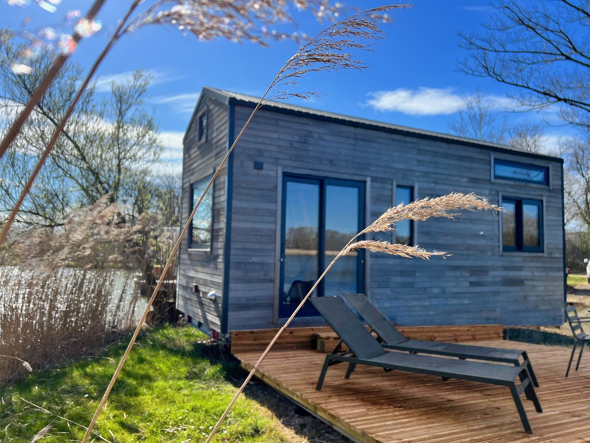 Tiny House 4 pers. — Écolodge avec spa à Ain à Meillonnas — salle de bain