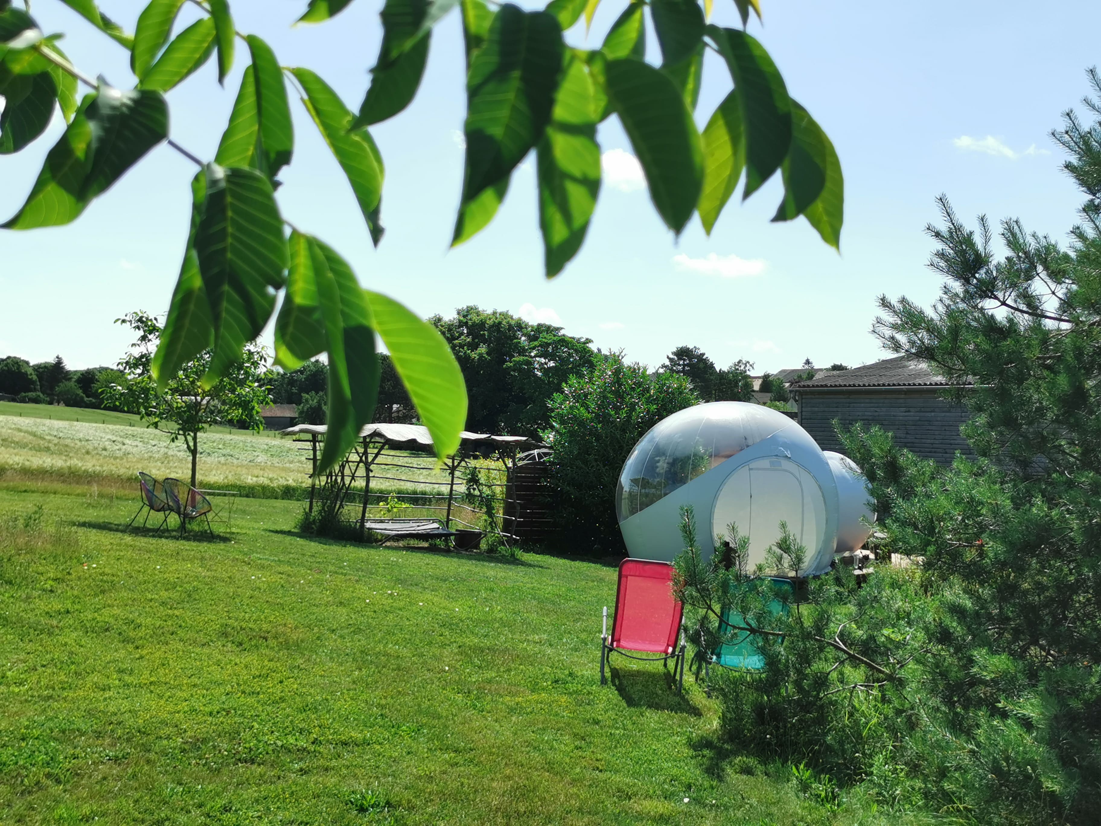 Évasion dans une bulle en Île-de-France à Champmotteux — détail architectural