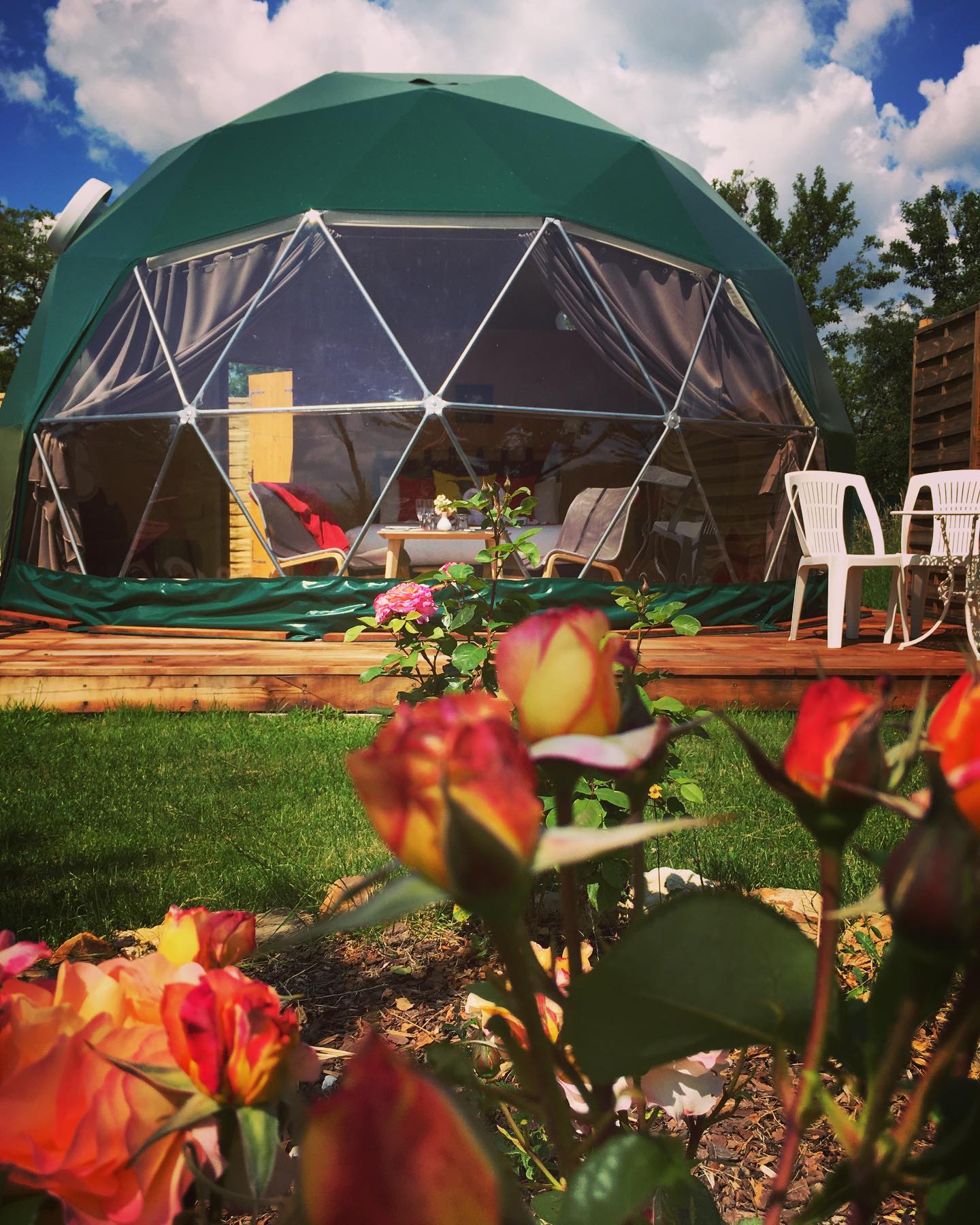 Zen Dome — Dôme avec spa et vue sur la campagne en Indre à Chazemais — vue intérieure