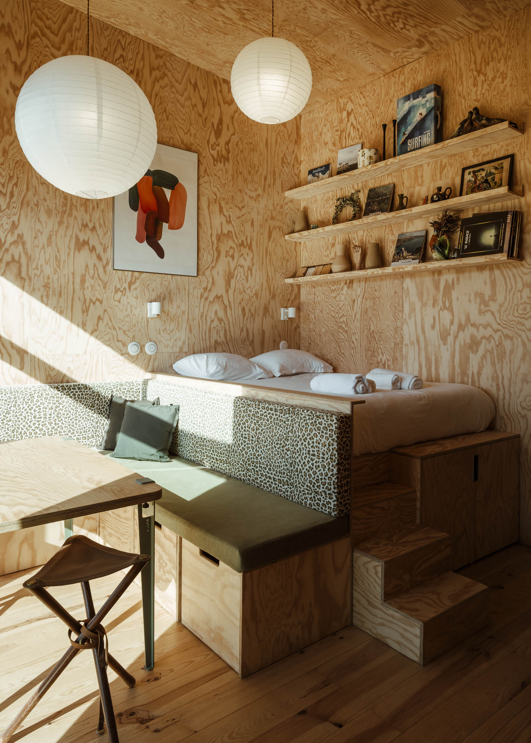 Acmé Lodge vue lac — Tiny House avec bain norvégien à Haute-Savoie à Annecy — vue depuis la terrasse