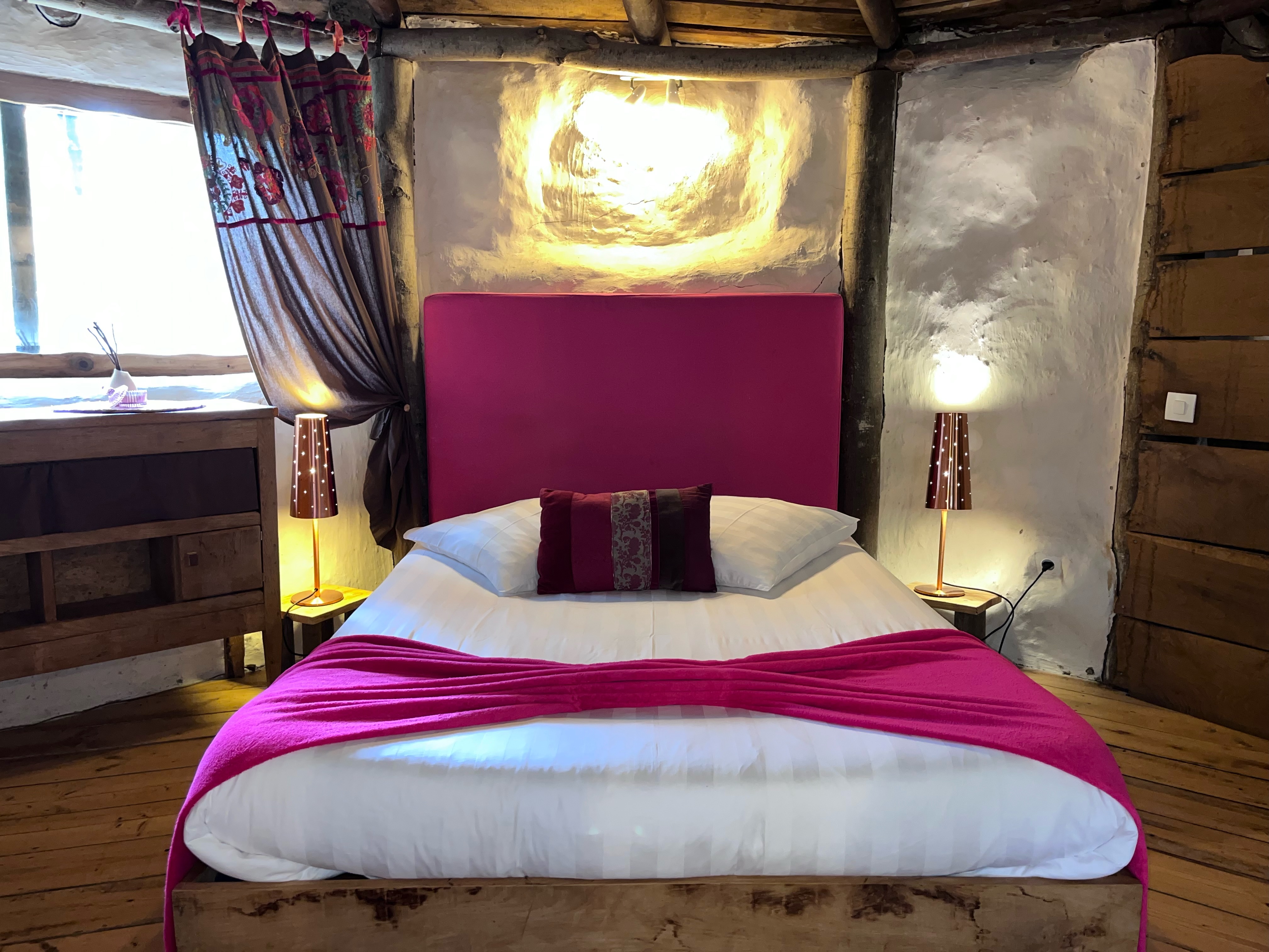 Cachette des fées & Spa : une maison troglodyte en Picardie à Fere En Tardenois — espace de vie