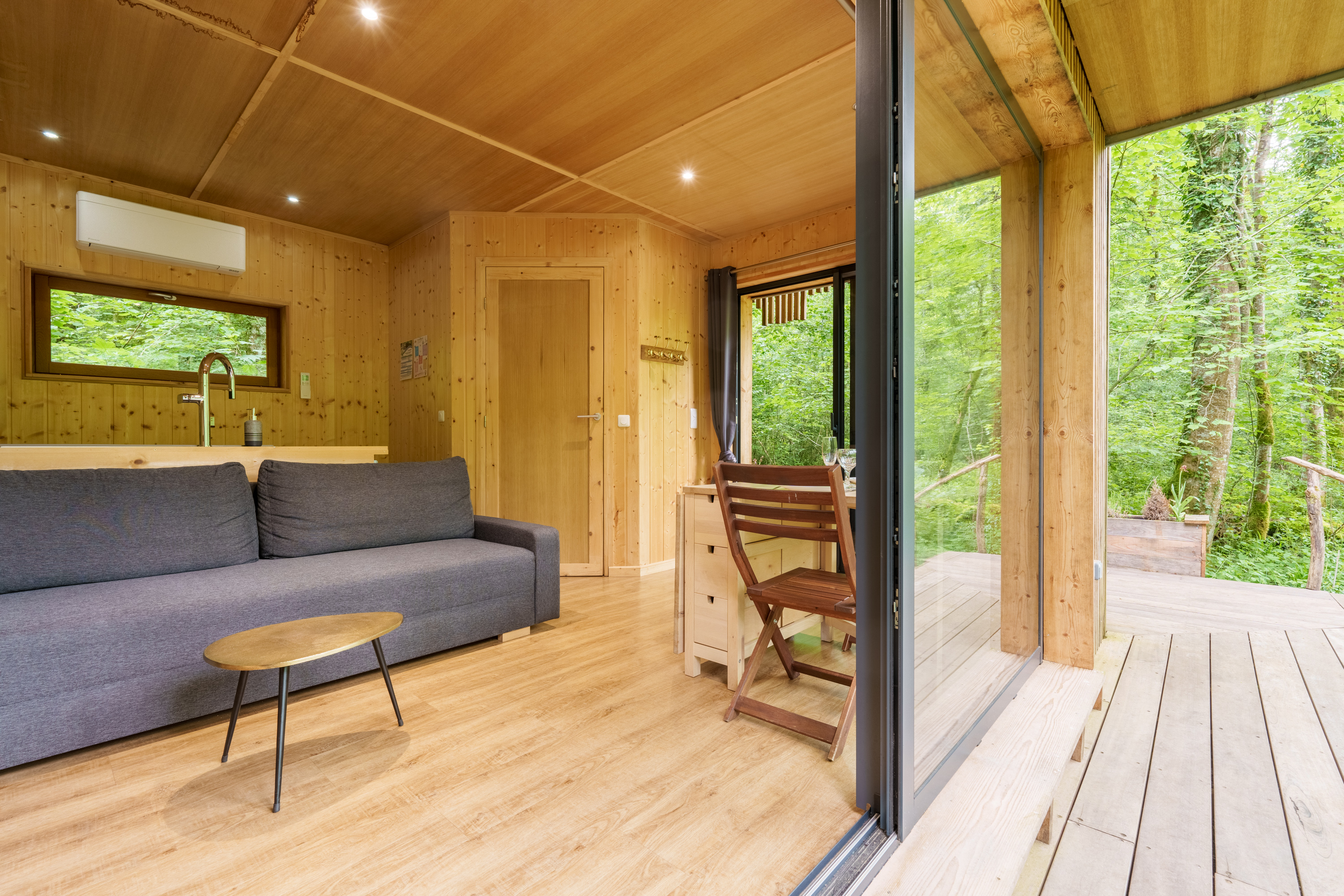 Cabane Corydalis — Nuit perchée avec balnéo à Haute-Marne à Chaumont — vue depuis la terrasse