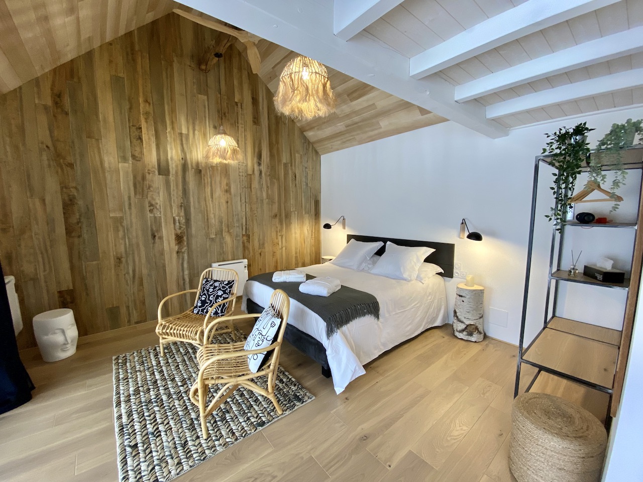 Lodge Spa privatif Sérénité : une évasion en pleine nature à Marchal — espace de vie