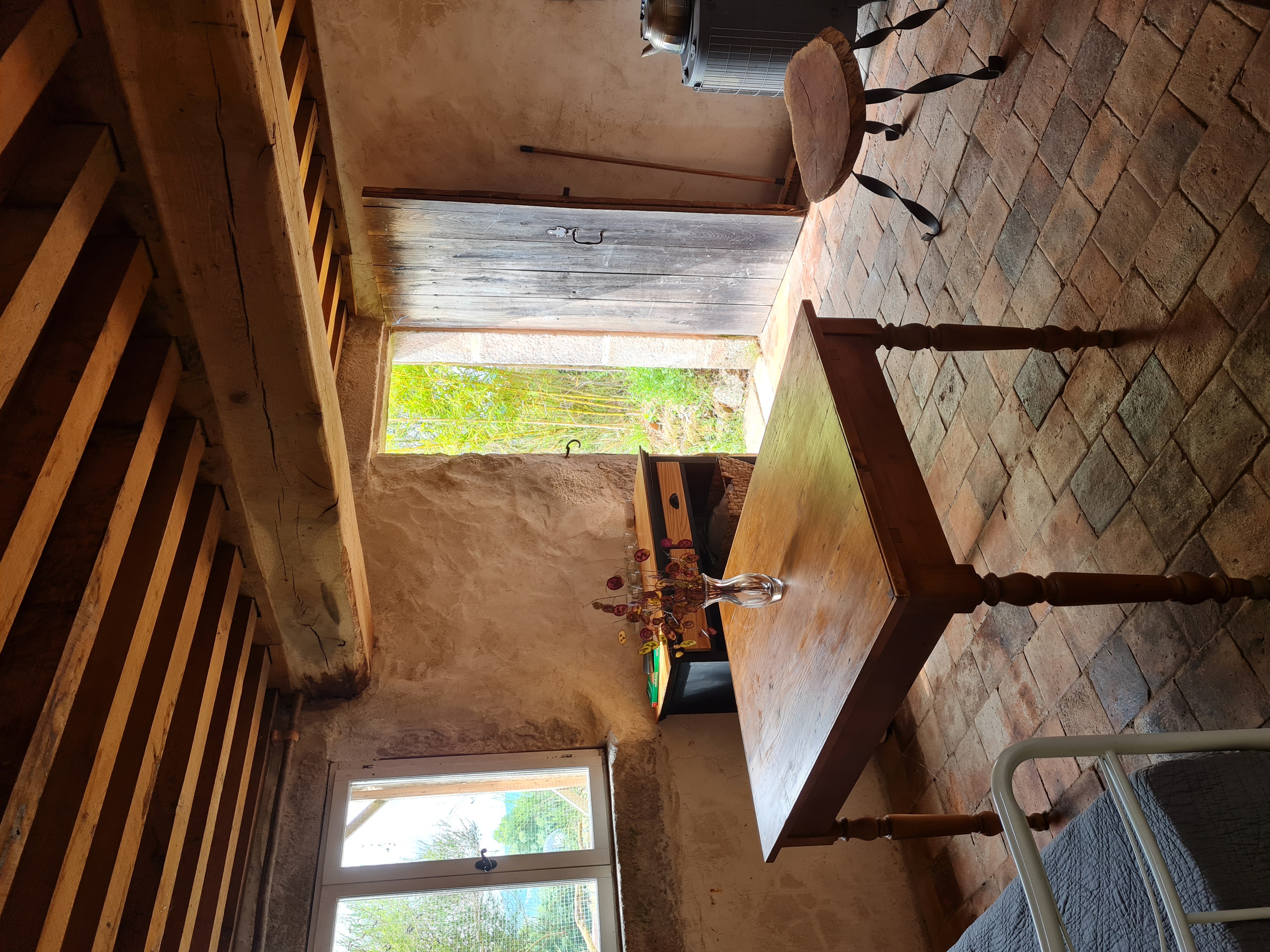 Cabane du Berger : une immersion en Bourgogne à Saint-Didier-Sur-Arroux — cuisine