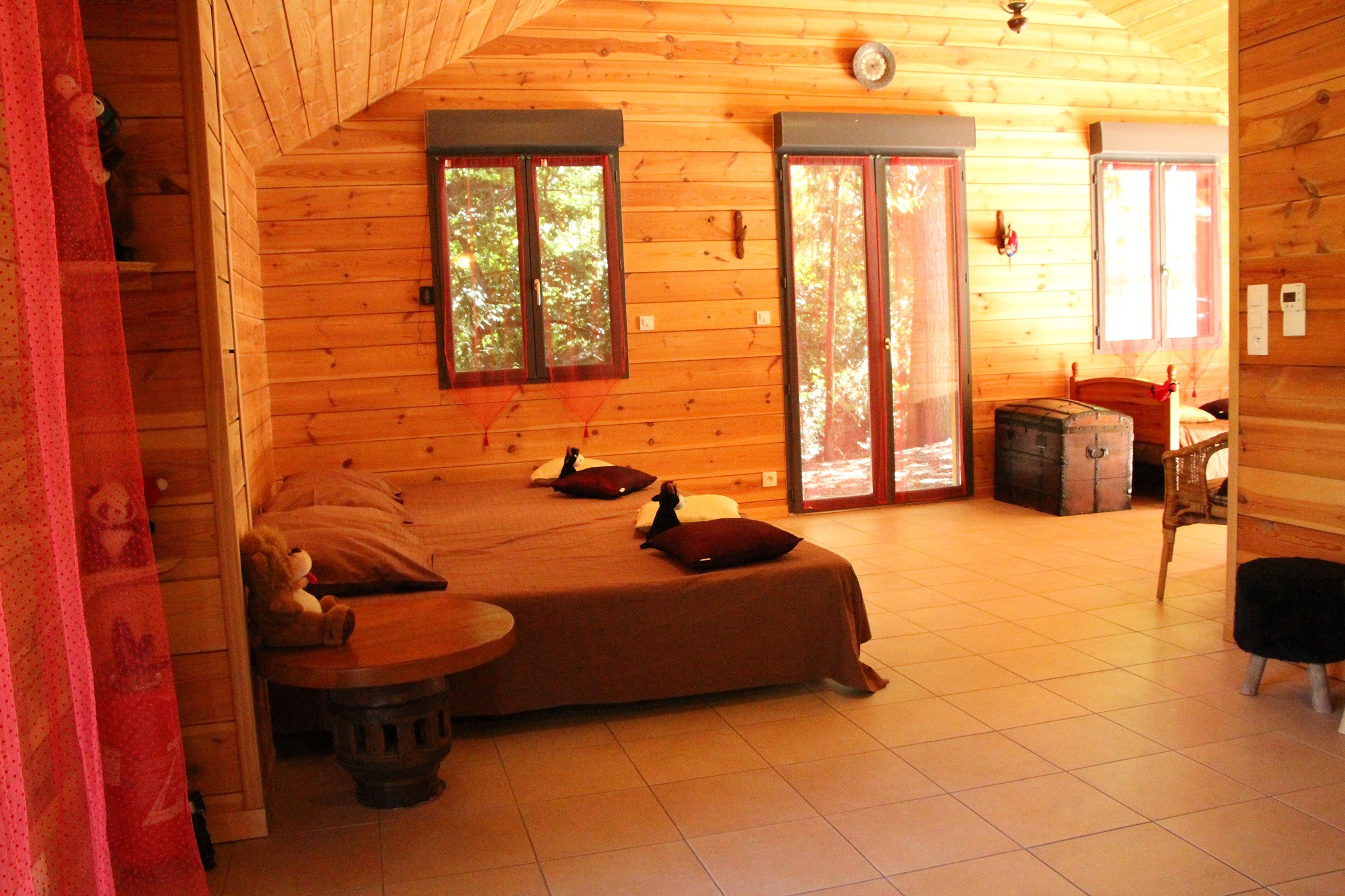 Cottage supérieur n°2 : un chalet enchanteur en Champagne-Ardenne à Barberey St Sulpice — environnement naturel