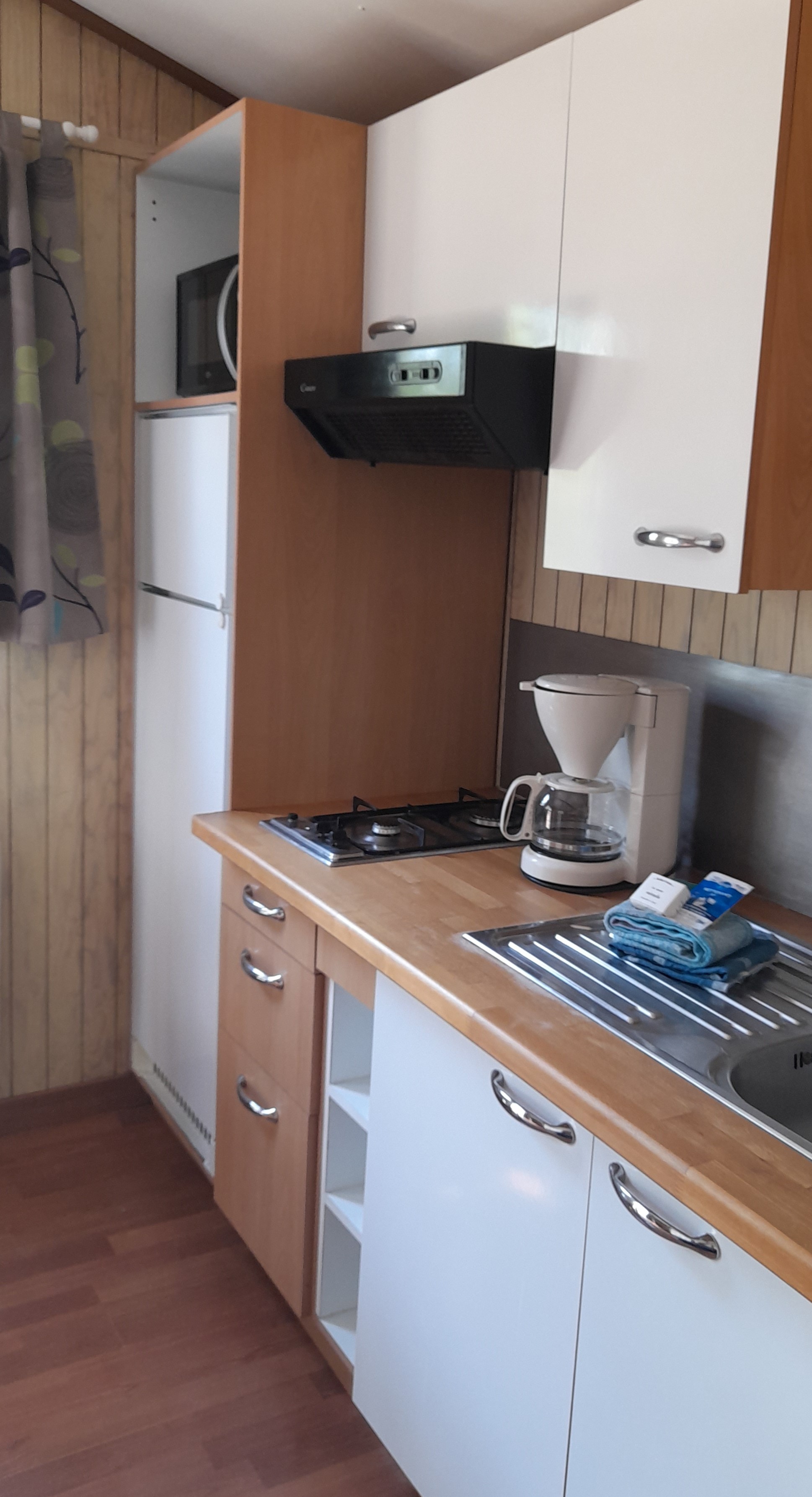 Chalet Duo Nature & Bois : une évasion au cœur des Pyrénées à Sarrecave — chambre