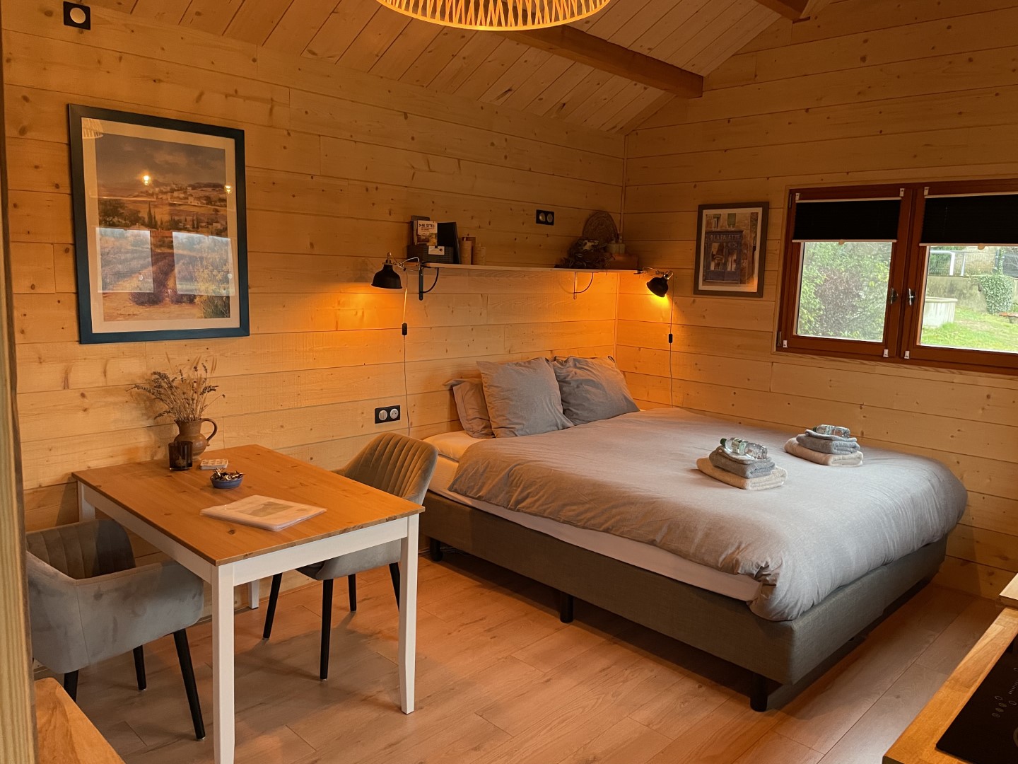 Mas des Poutres — Tiny House avec spa à Valence (Drôme) à Valence — cuisine