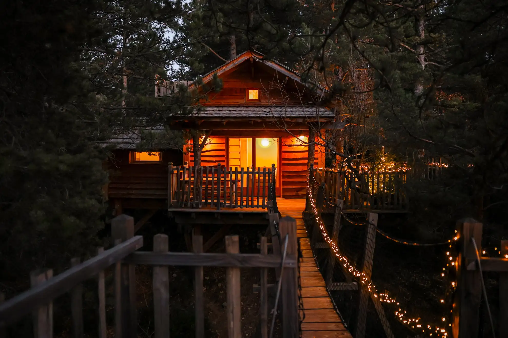 Épine Vinette & Spa — Cabane dans les arbres avec spa à Hautes-Alpes à Réallon — environnement naturel