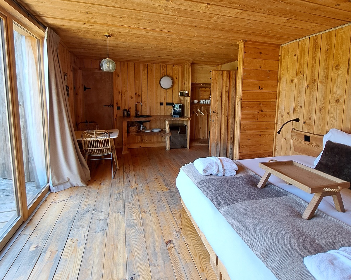Cabane Spa Beau Rivage : une expérience unique en Picardie à St-Léger-Aux-Bois — salle de bain