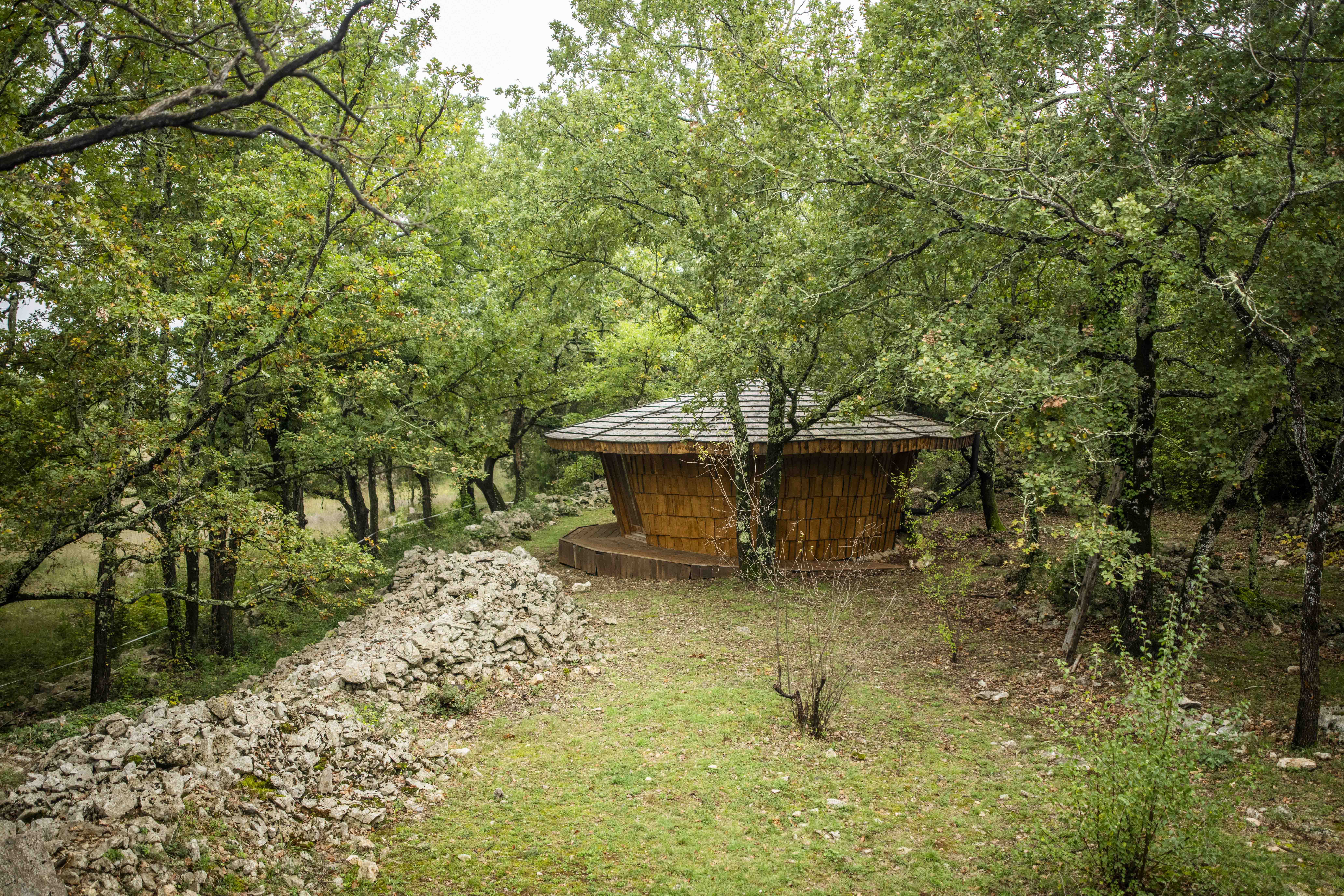 Cabane Couleurs Indiennes — Évasion romantique avec spa à Souleyourt
