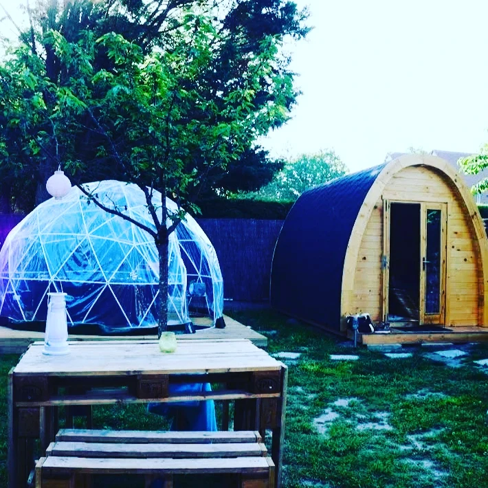 Évasion sensorielle dans un pod avec spa au cœur de la Sologne à Pruniers-En-Sologne — chambre