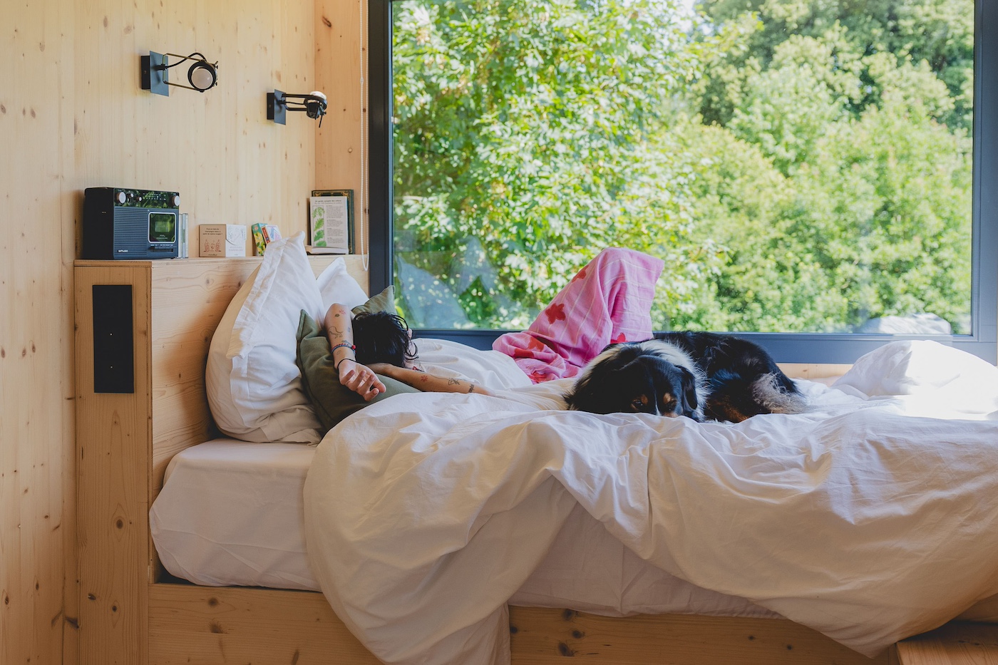 Parcel Tiny House — Séjour écoresponsable avec spa à Aisne à Neufchâtel-sur-Aisne — vue intérieure