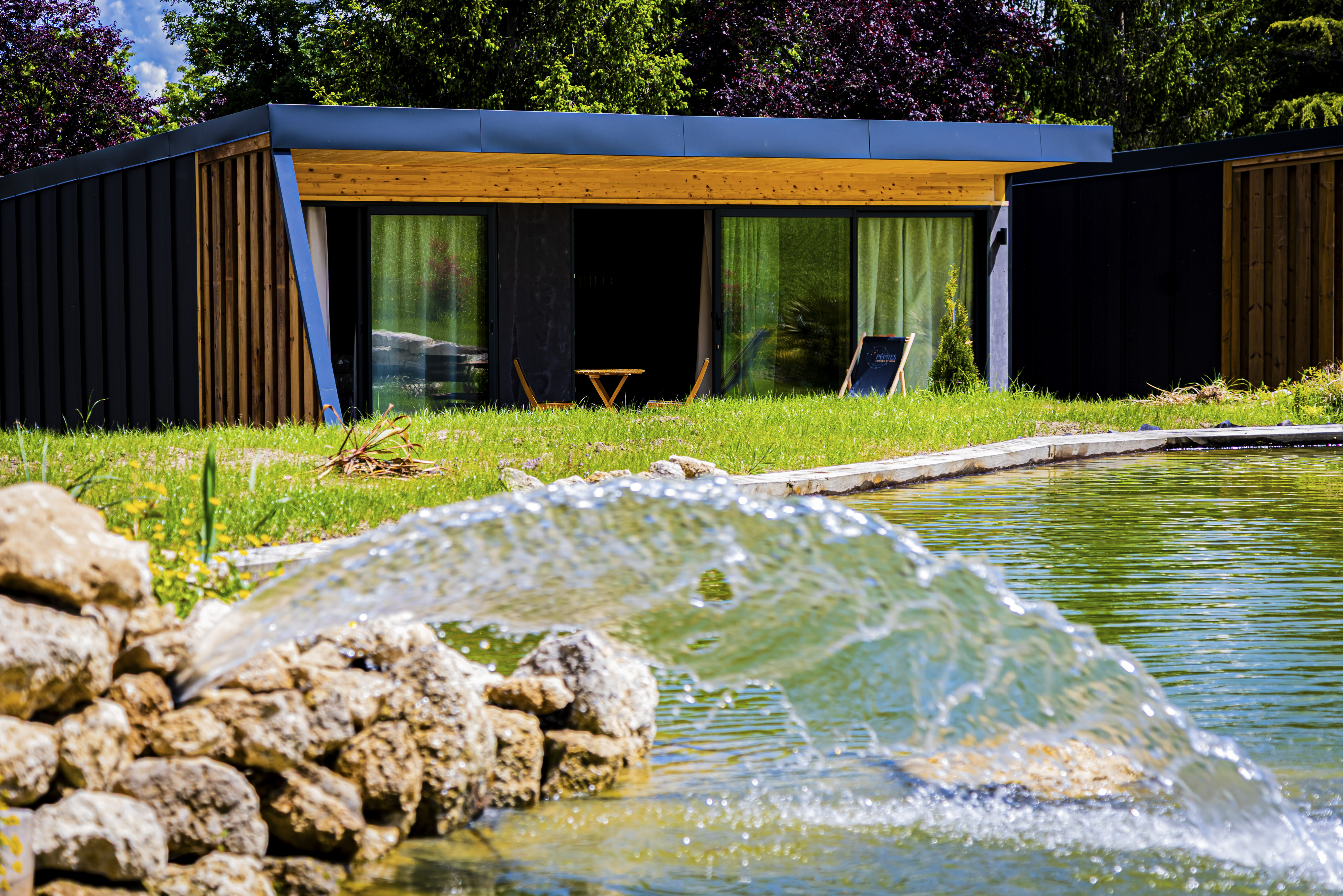 Pépites Lodges et Spas Lodge 2 Exclusif — Ecolodge avec spa privatif à Allier à Montluçon — chambre
