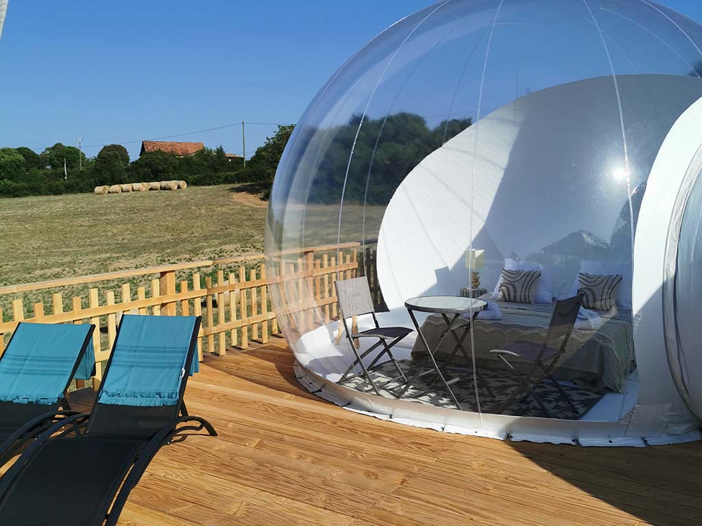 Évasion en Bulle de Luxe avec Spa à Cabrerets à Cabrerets — espace de vie
