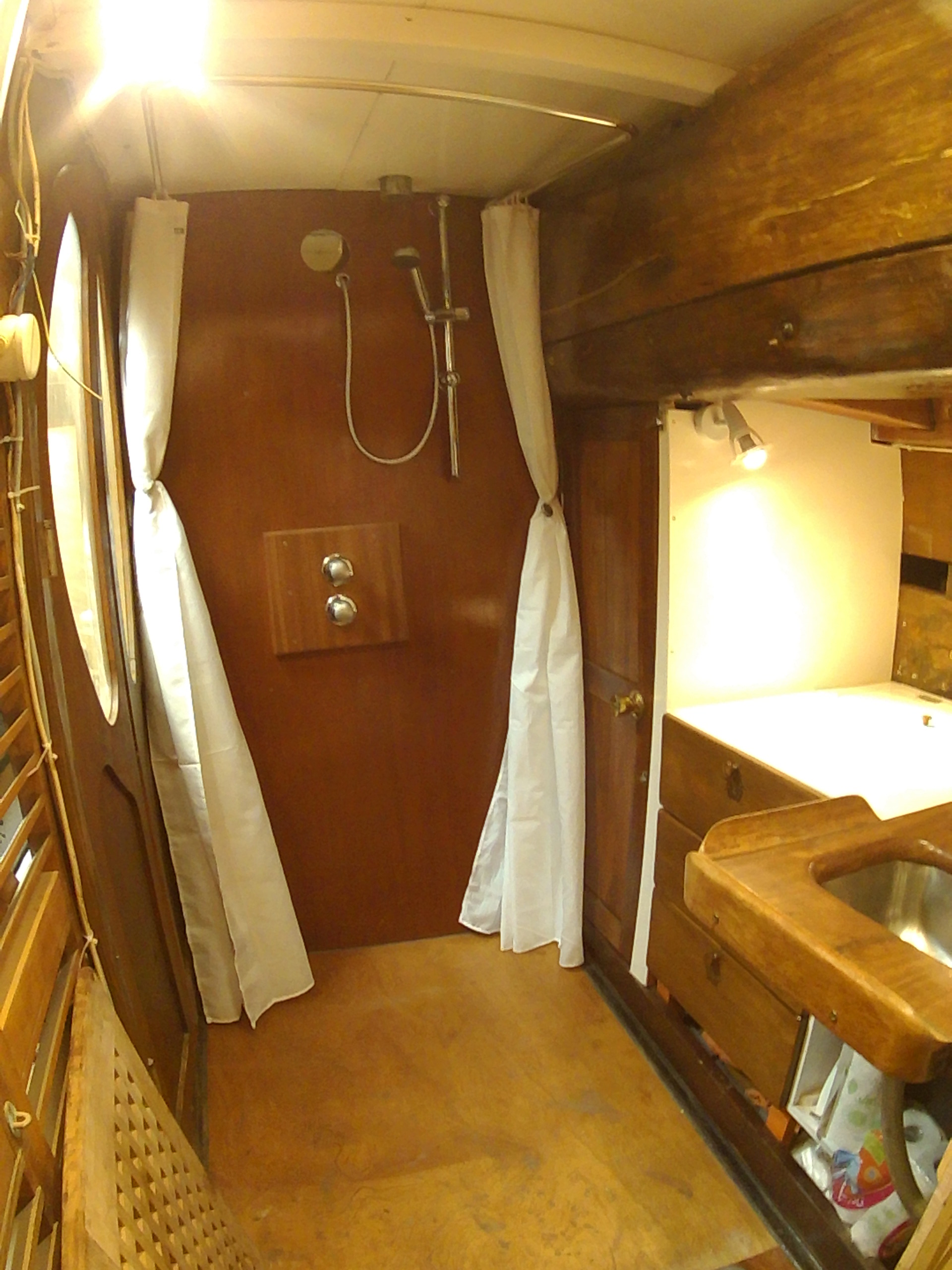 Voilier Praia : une expérience maritime inoubliable à Balaruc Les Bains — chambre