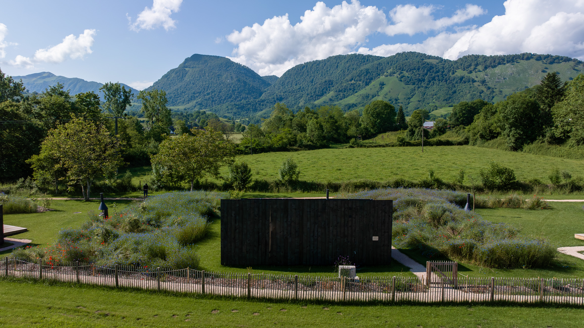 Kokoni, un écolodge immersif en Aquitaine à Arette — espace de vie