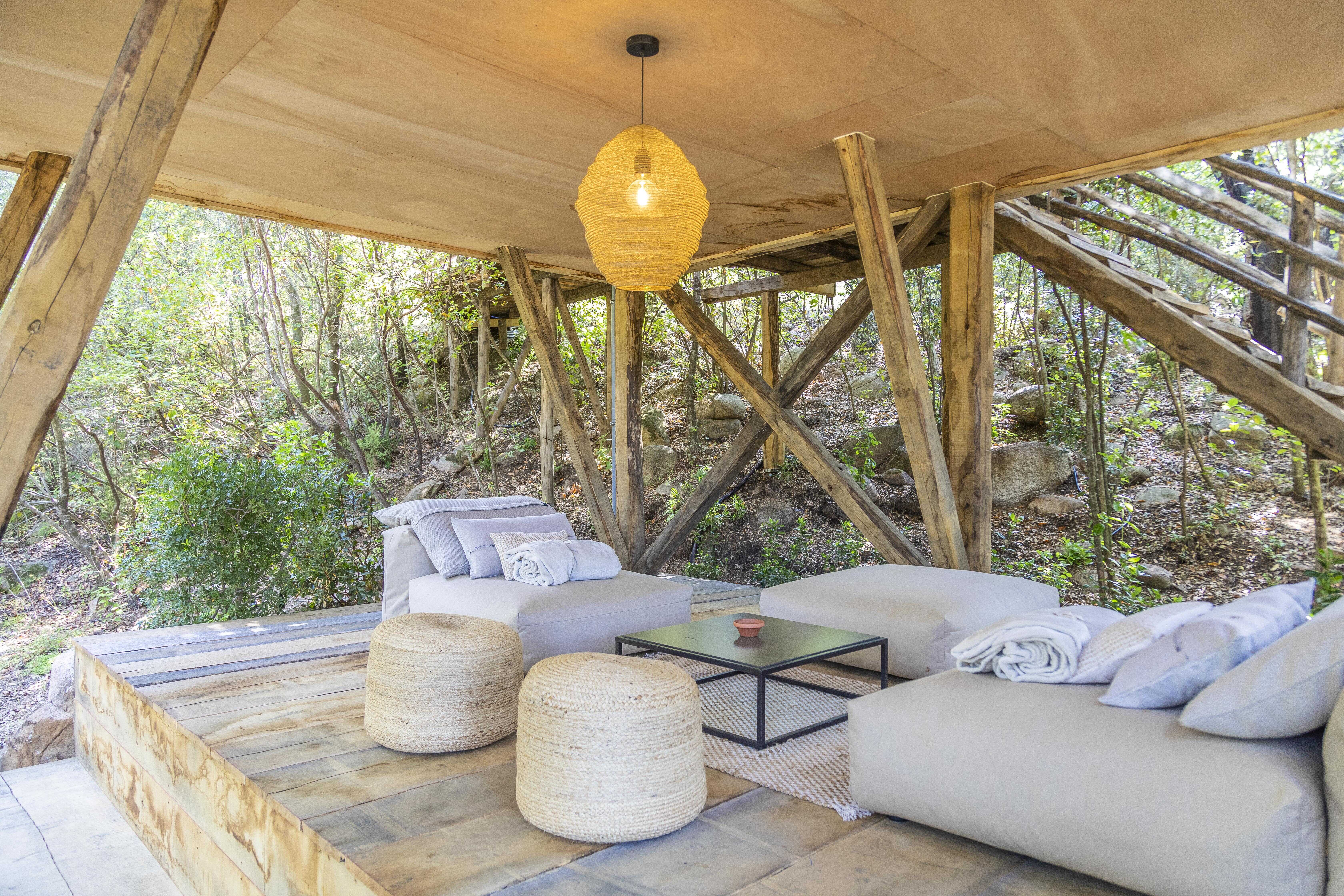 Pyxis — Cabane dans les arbres avec spa à Casanghjulina, Corse-du-Sud à Ajaccio — salle de bain