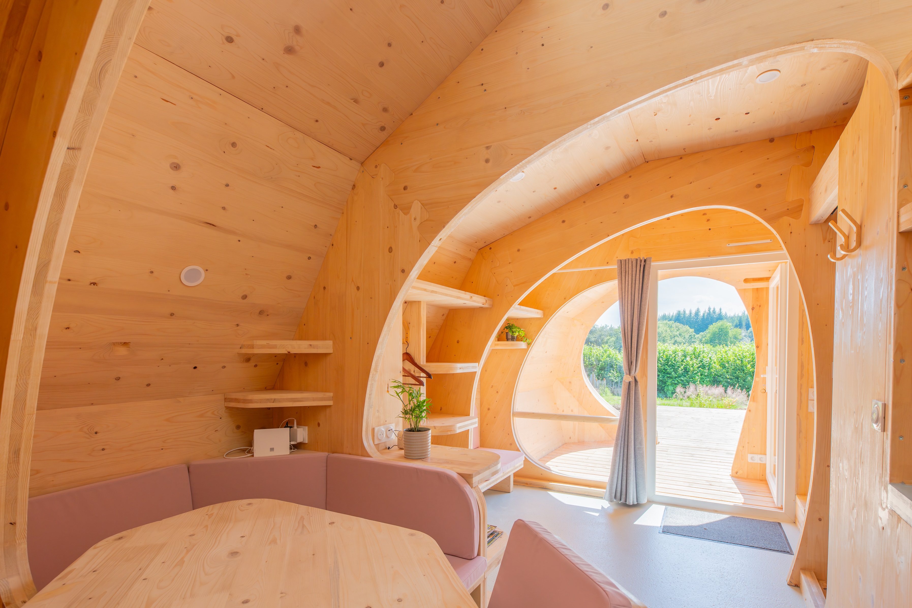 Nid Sequoia : une cabane végétalisée au cœur du Limousin