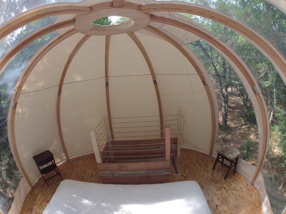 Bulle perchée — Nuit panoramique à 3m en Dordogne à Coursac — espace de vie