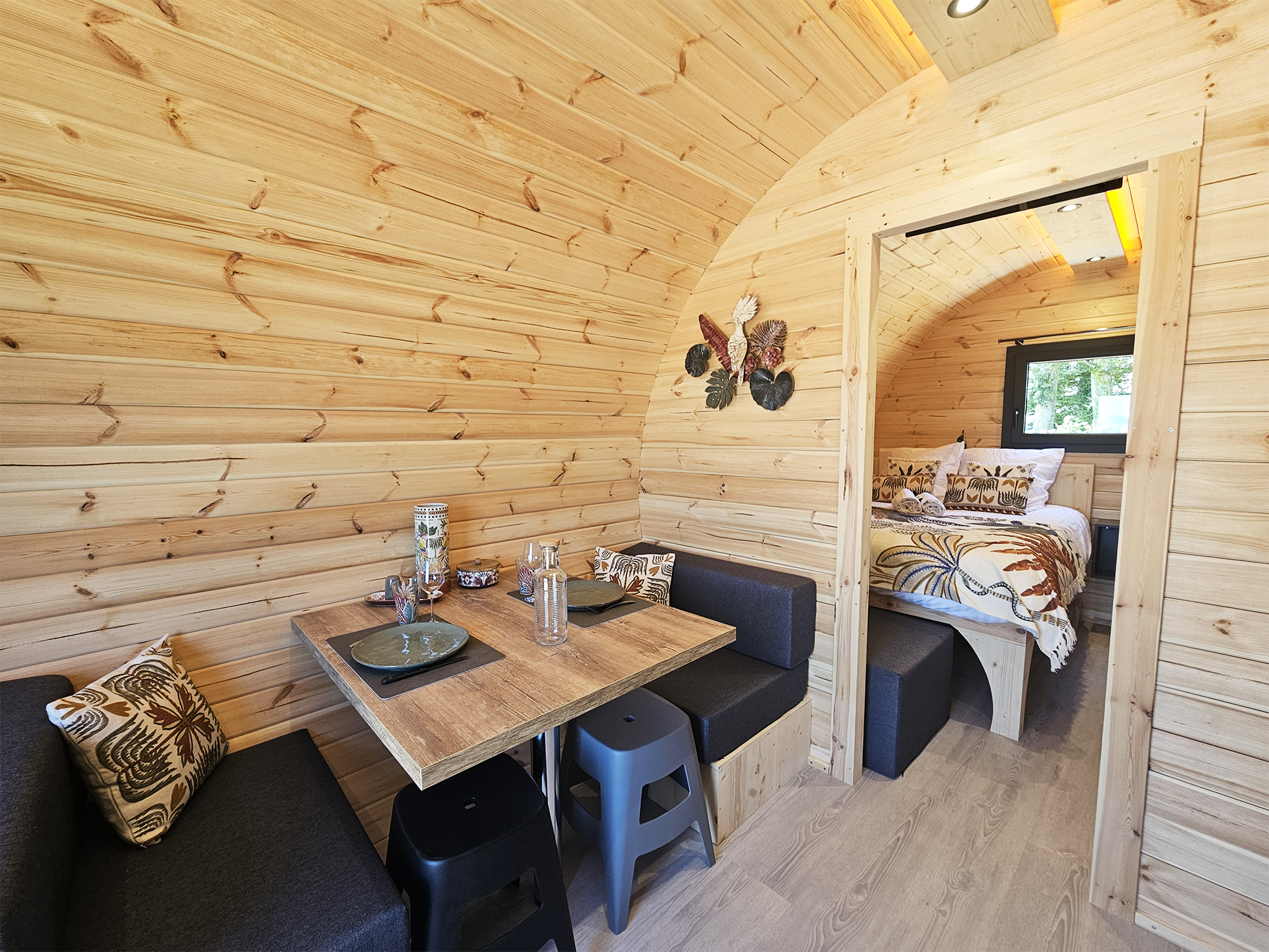 Barrel Palmeraie — Cabane avec vue panoramique à Jura à Dole — espace de vie