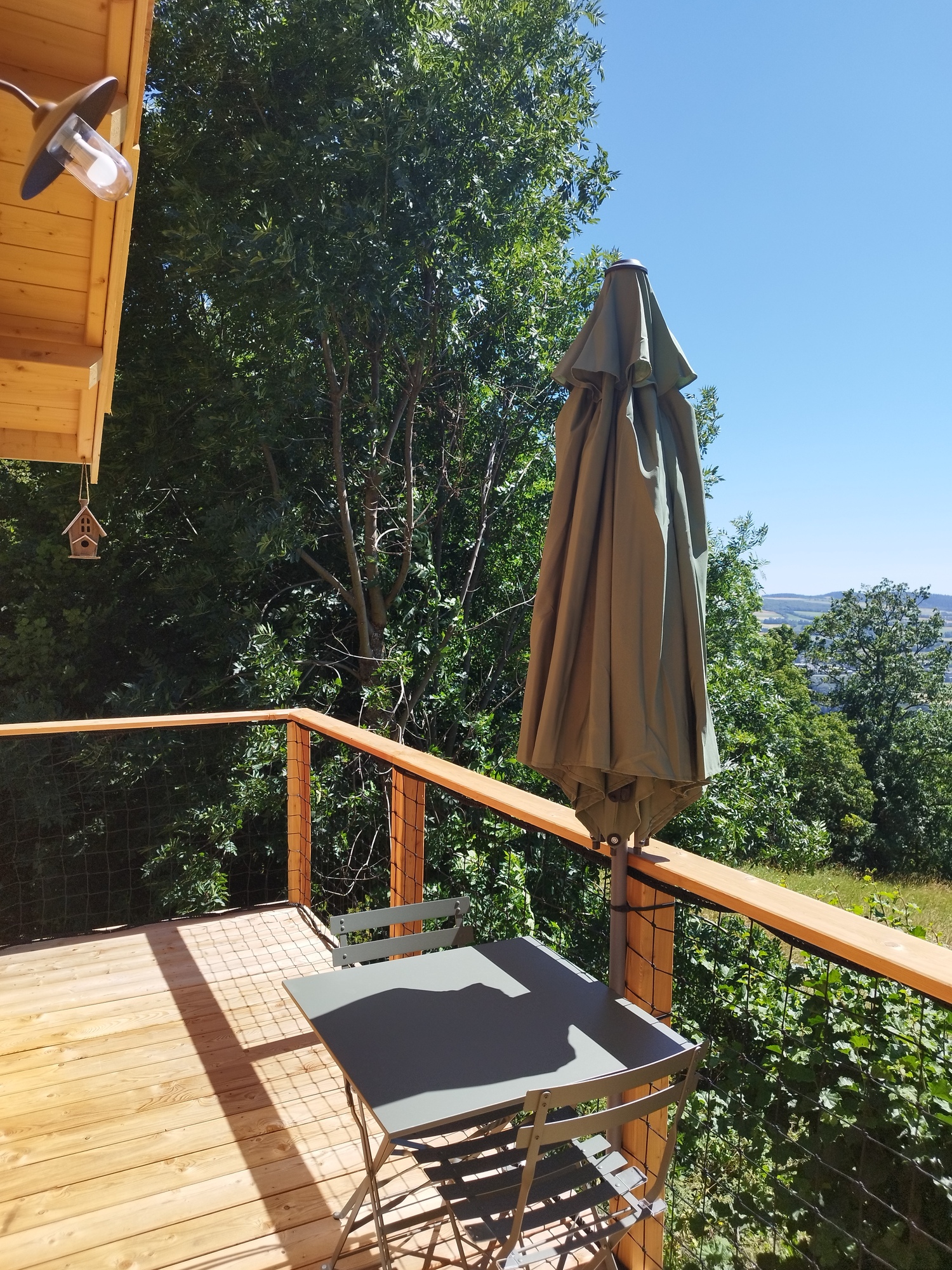 Cabane de l'Aiguille & SPA : une évasion sensorielle en Hautes-Alpes à St Julien En Champsaur — cuisine