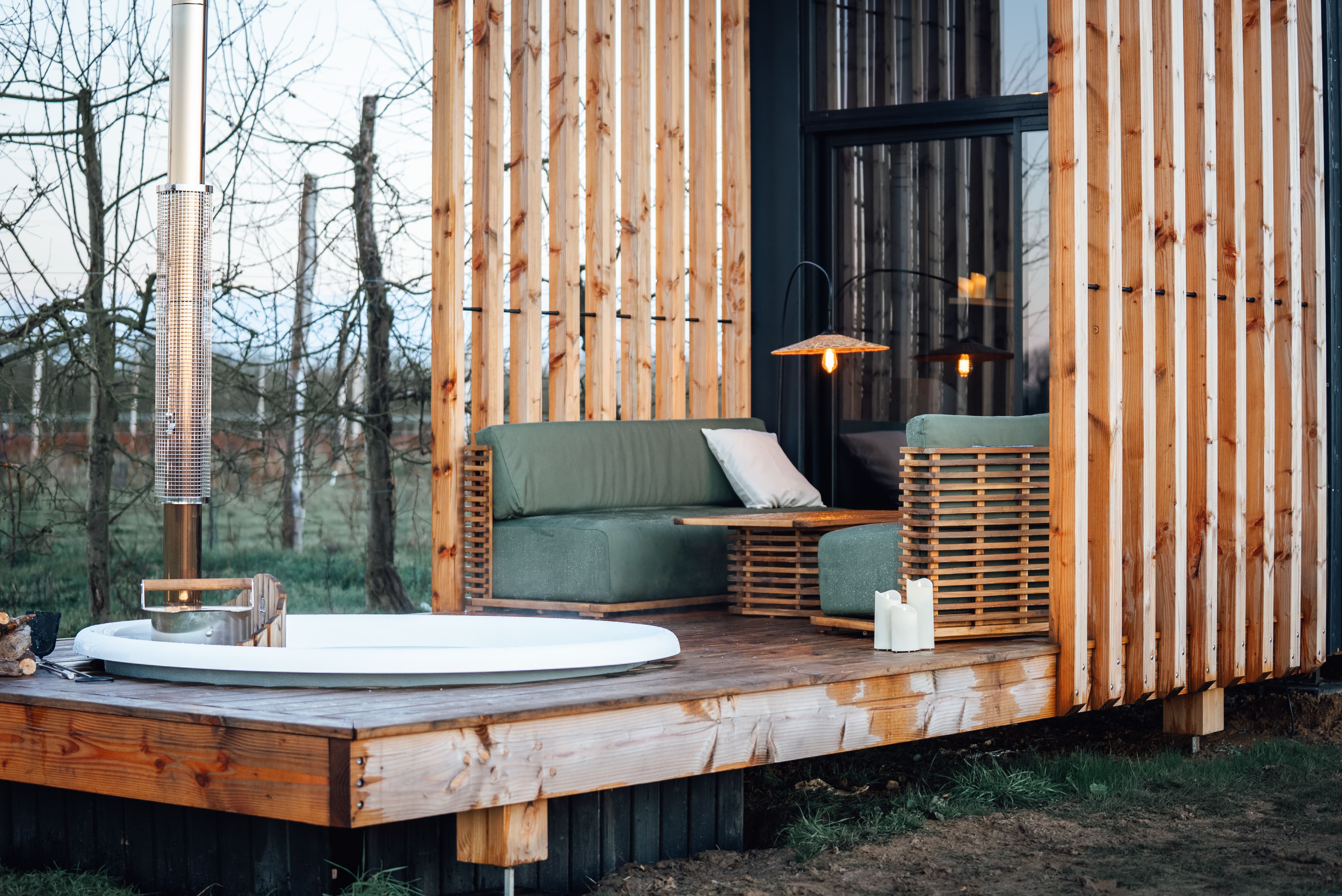 Sacrée Cabane — Ecolodge avec bain nordique à Sarthe à Sablé-sur-Sarthe — détail architectural
