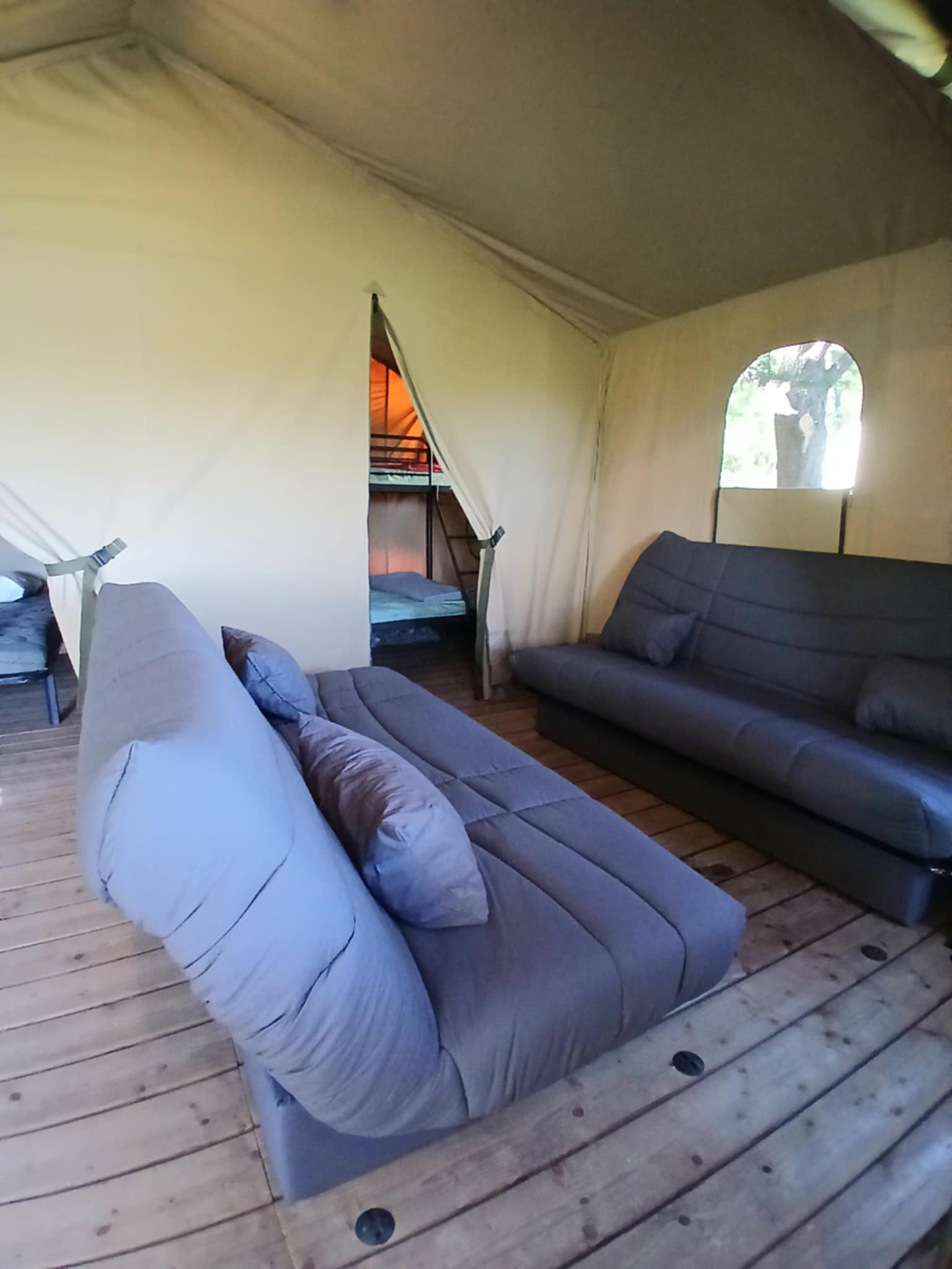 Lodge familial — Séjour avec spa à Tarn à Rabastens — chambre