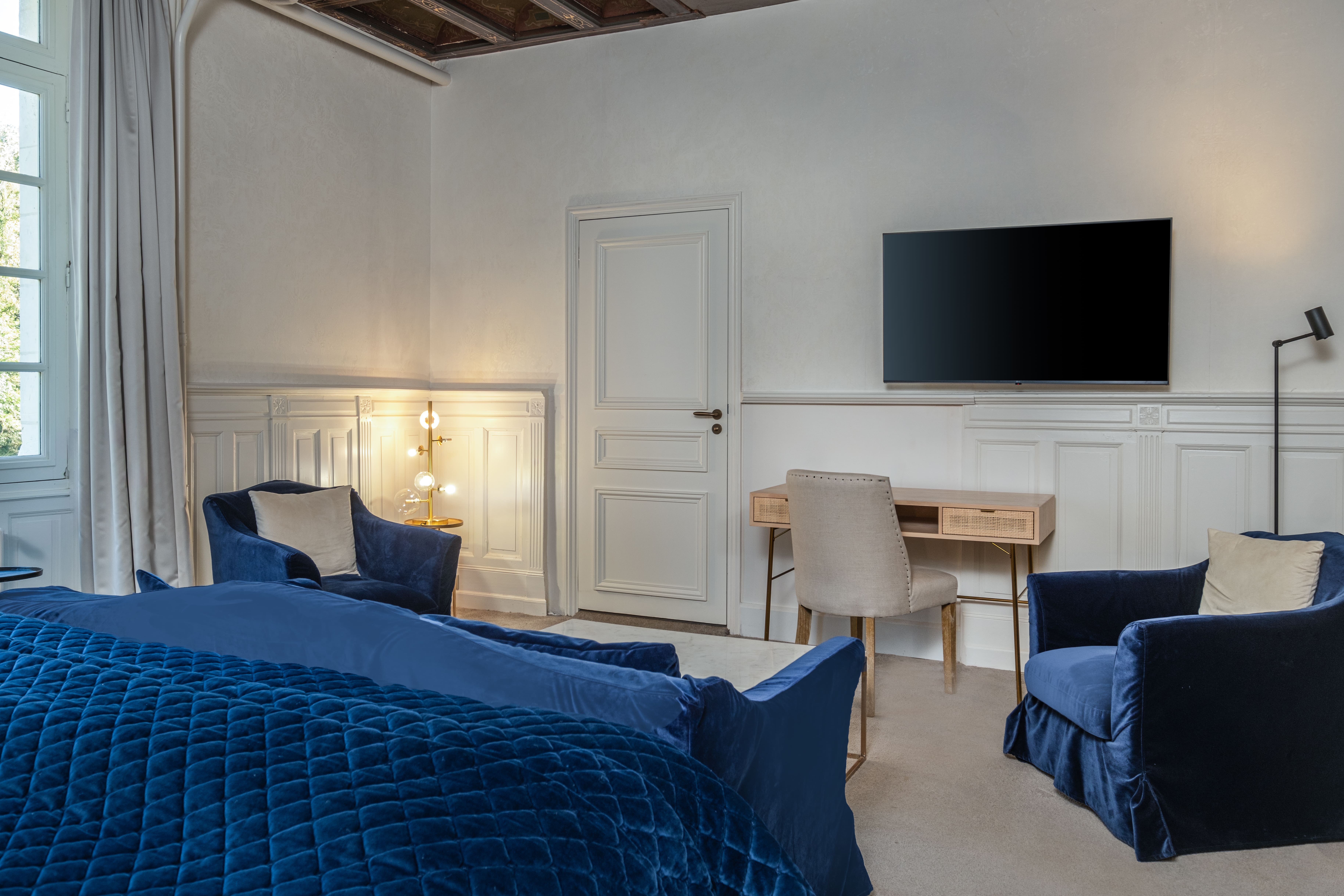 Suite Junior — Château avec spa à Ballan-Miré (Indre-et-Loire) à Ballan-Miré — espace de vie