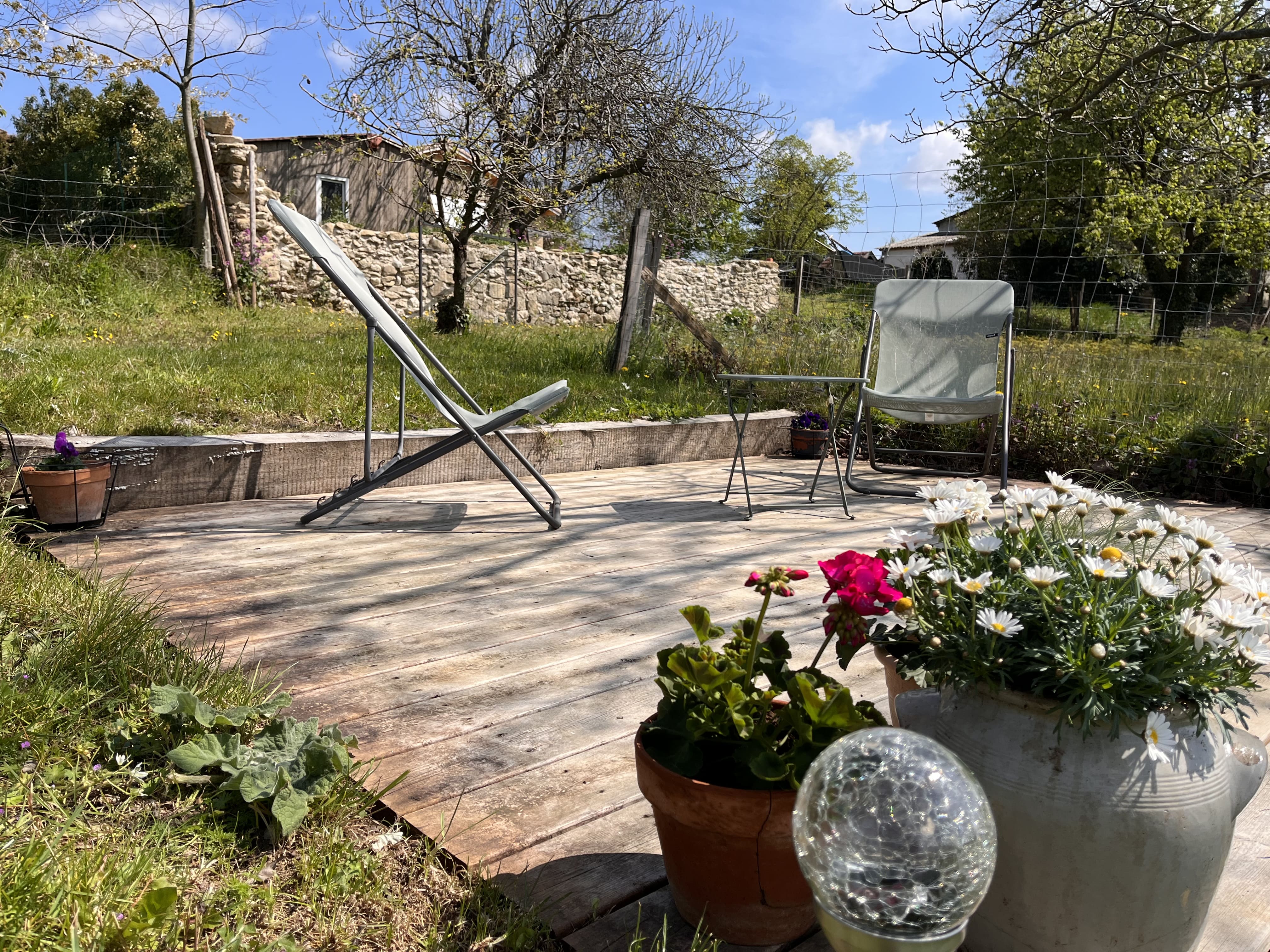 Photo 3/9 — Tiny House « La Tiny House Adorée : un cocon moderne en pleine nature » à Montmeyran Drôme