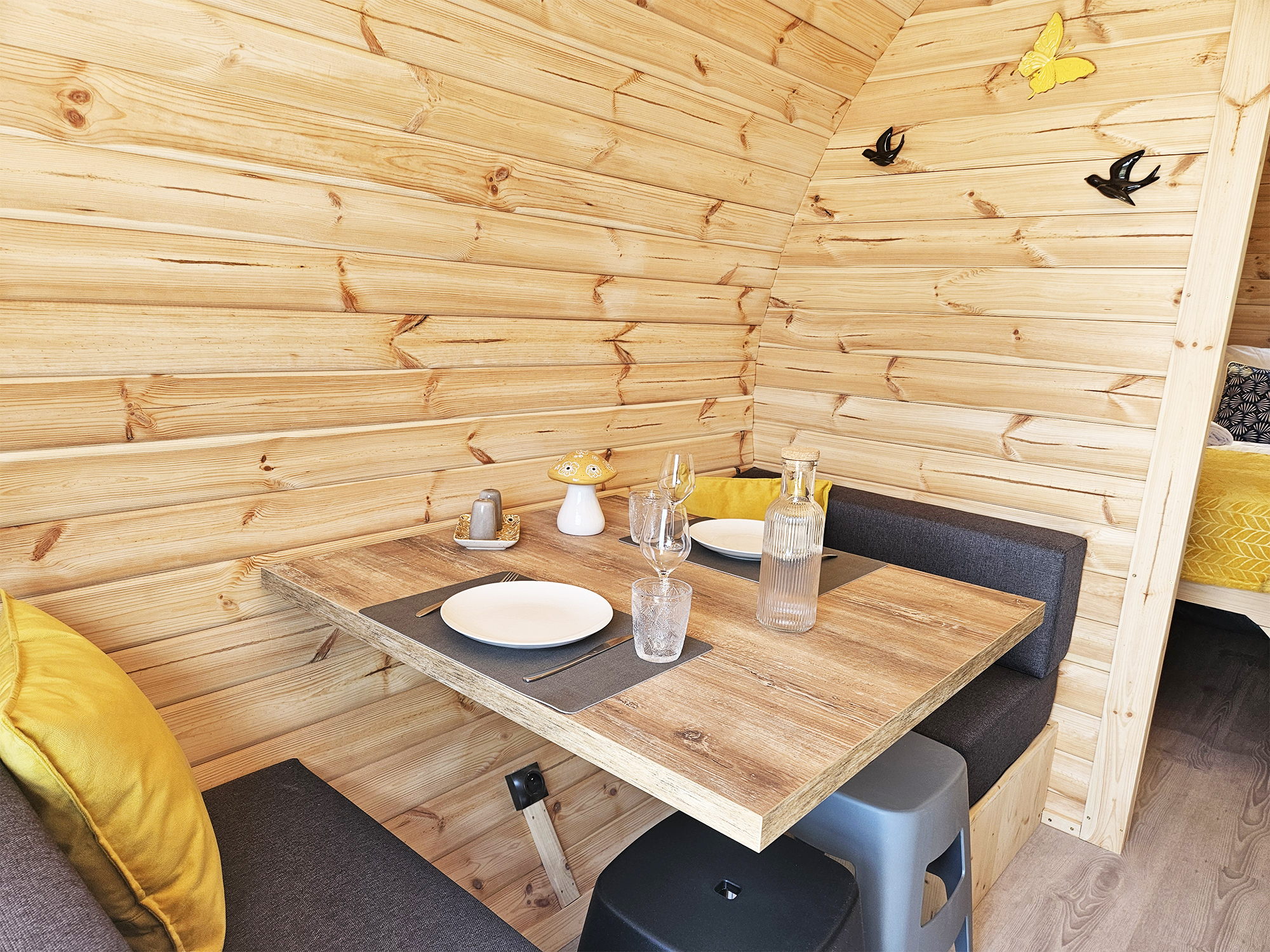 Un tonneau d'or avec vue panoramique en Franche-Comté à Dole — salle de bain