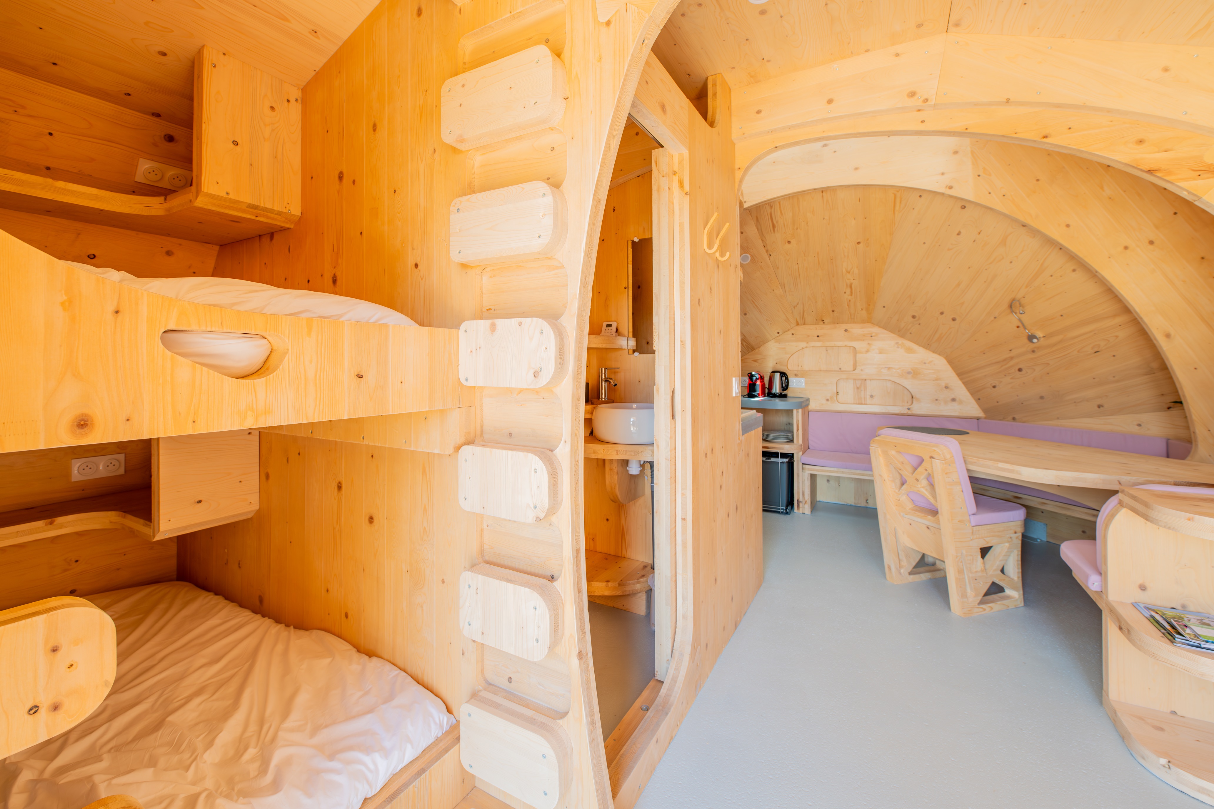 Nid Sequoia : une cabane végétalisée au cœur du Limousin à Neuvic — salle de bain