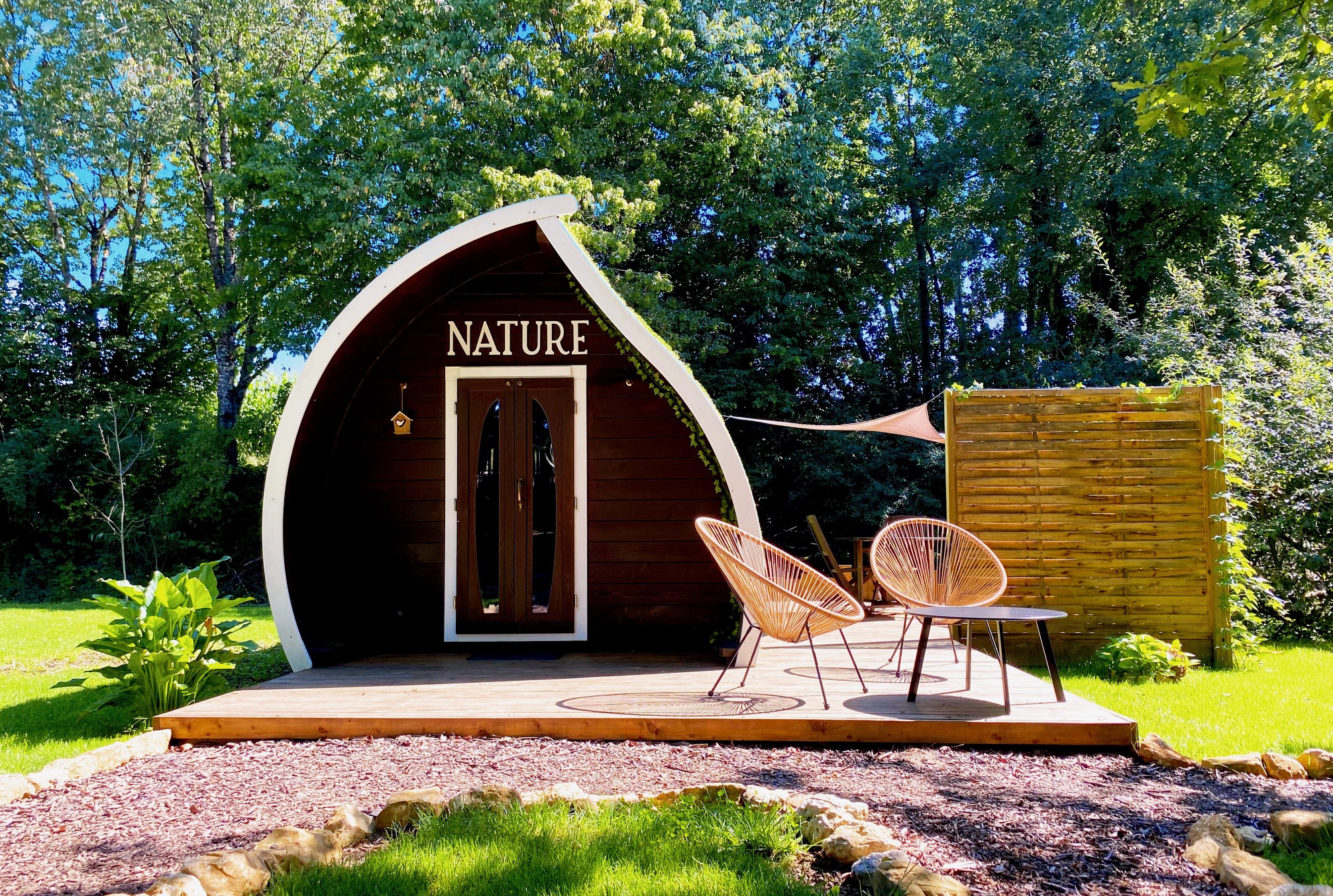 Un pod enchanteur en Champagne-Ardenne — Lodge à Bailly-Aux-Forges