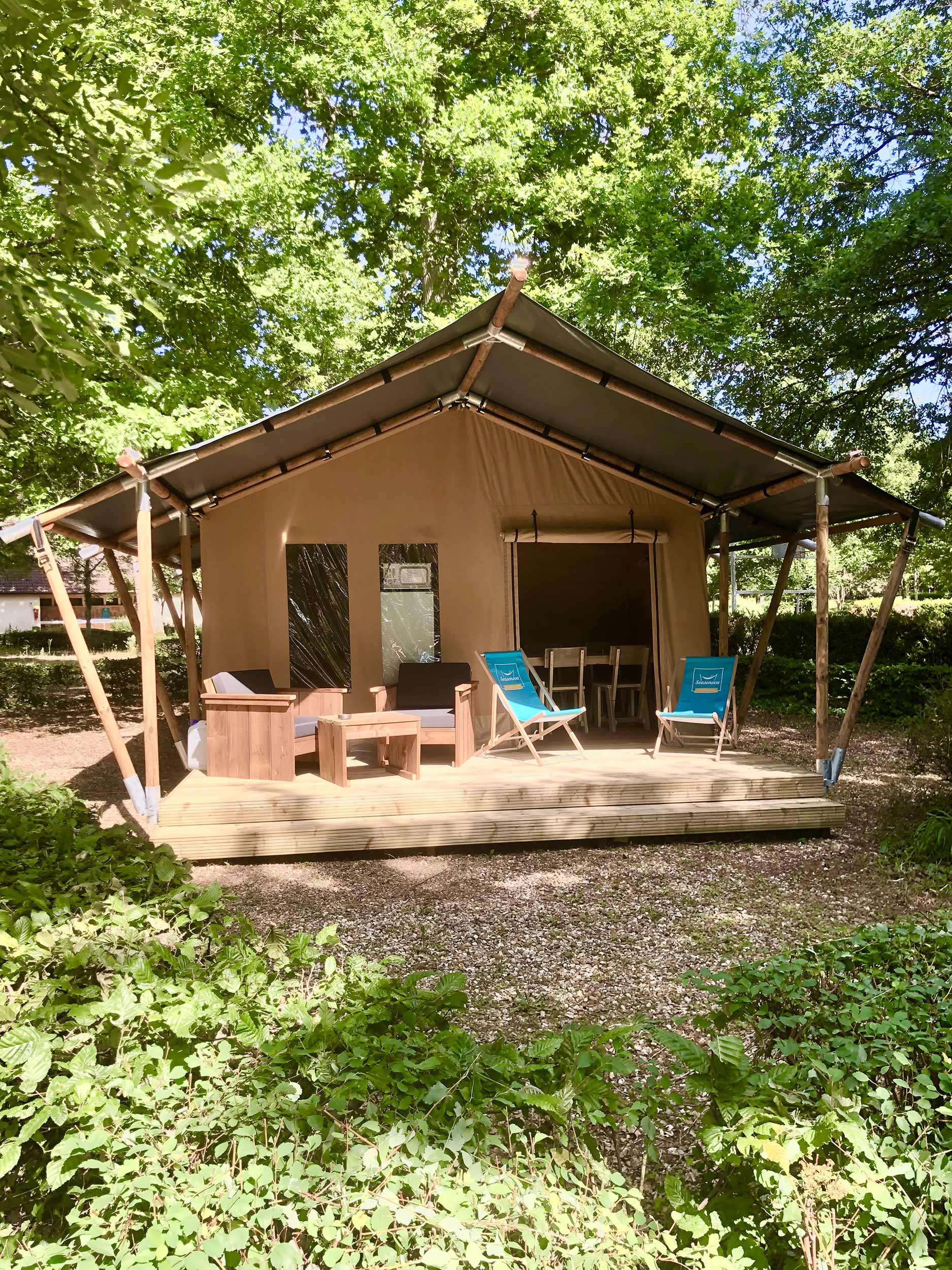 Tente Kenya — Séjour nature avec terrasse à Loiret