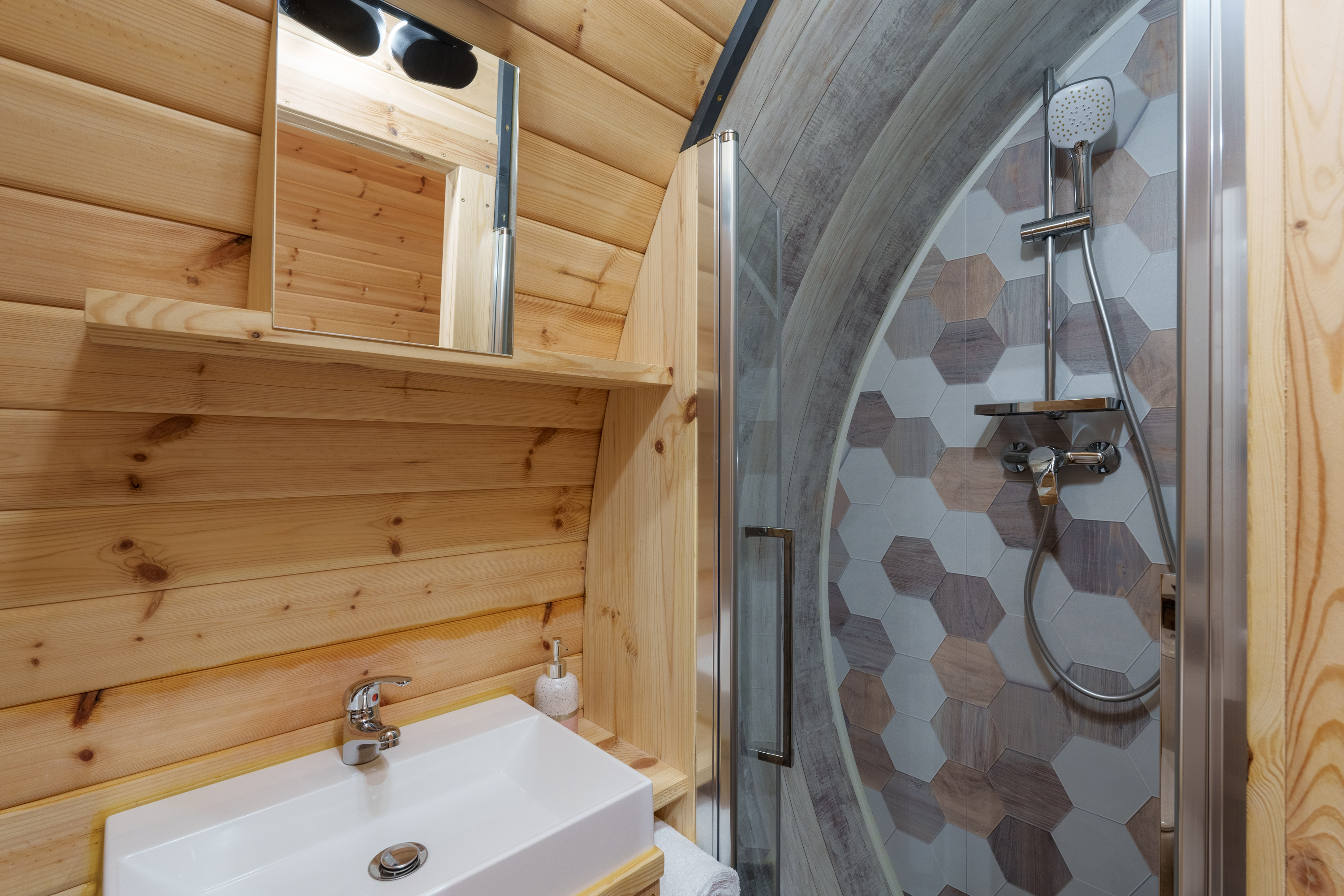 Tonneau Spa Dolio — Hébergement insolite avec spa à Haute-Marne à Saint-Dizier — vue depuis la terrasse