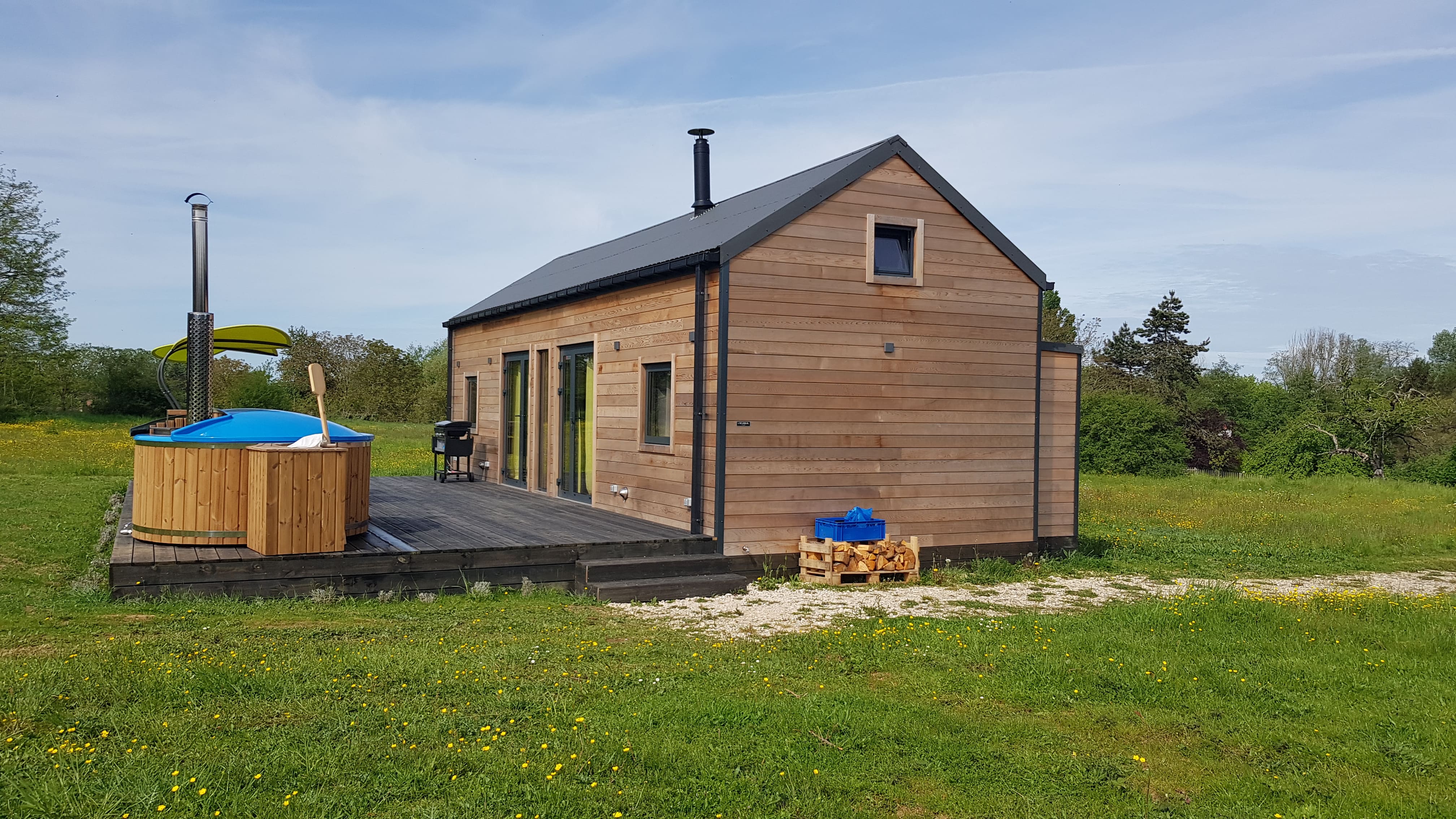 Cabane de l'Ecureuil — Écolodge avec bain nordique à Loir-et-Cher