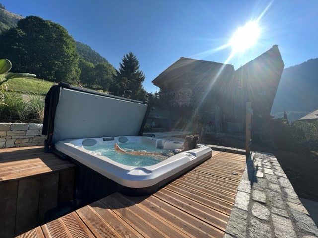 Lodge Jardin Secret — Chalet avec spa à Haute-Savoie à Mont Amour — espace de vie