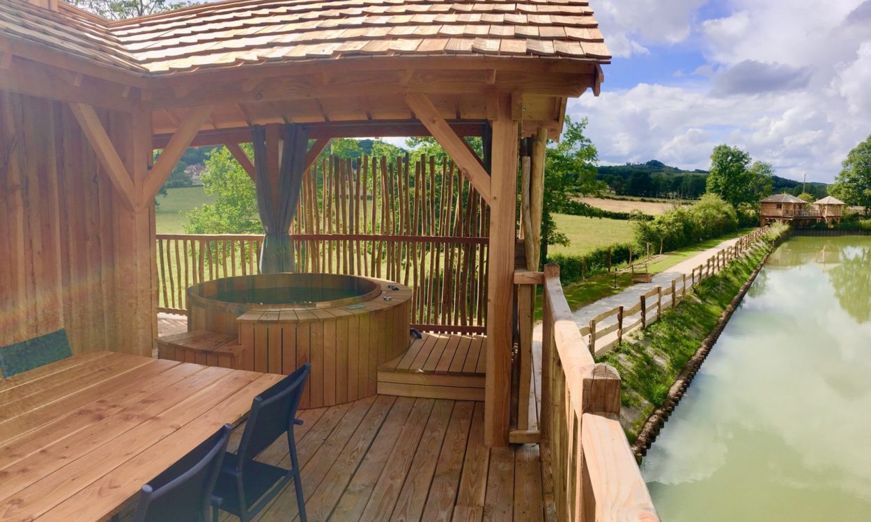 La Cabane Spa Rose des Vents : une évasion en Bourgogne à Chassey — salle de bain