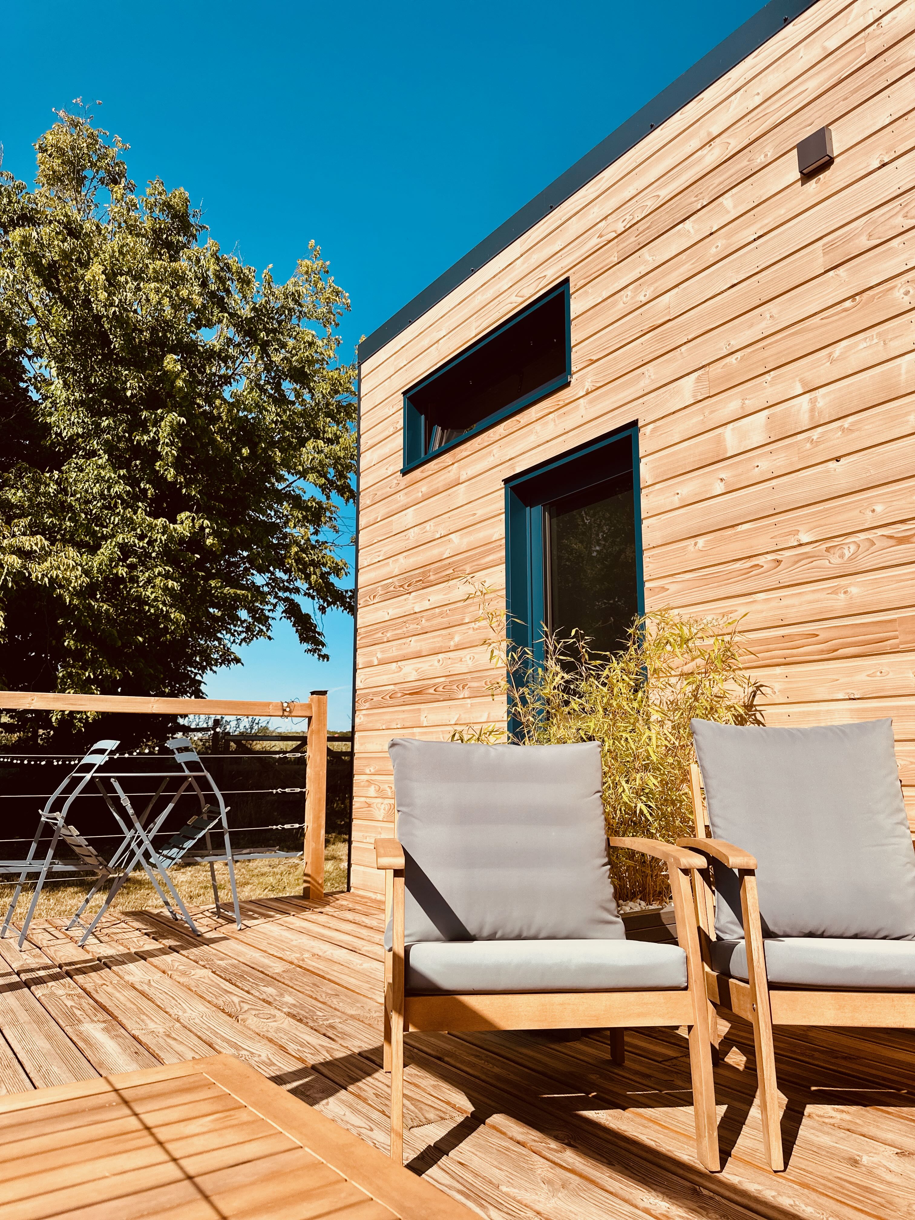 Tiny house des 4 vents — Séjour avec bain nordique en Eure-et-Loir à Chartres — espace de vie