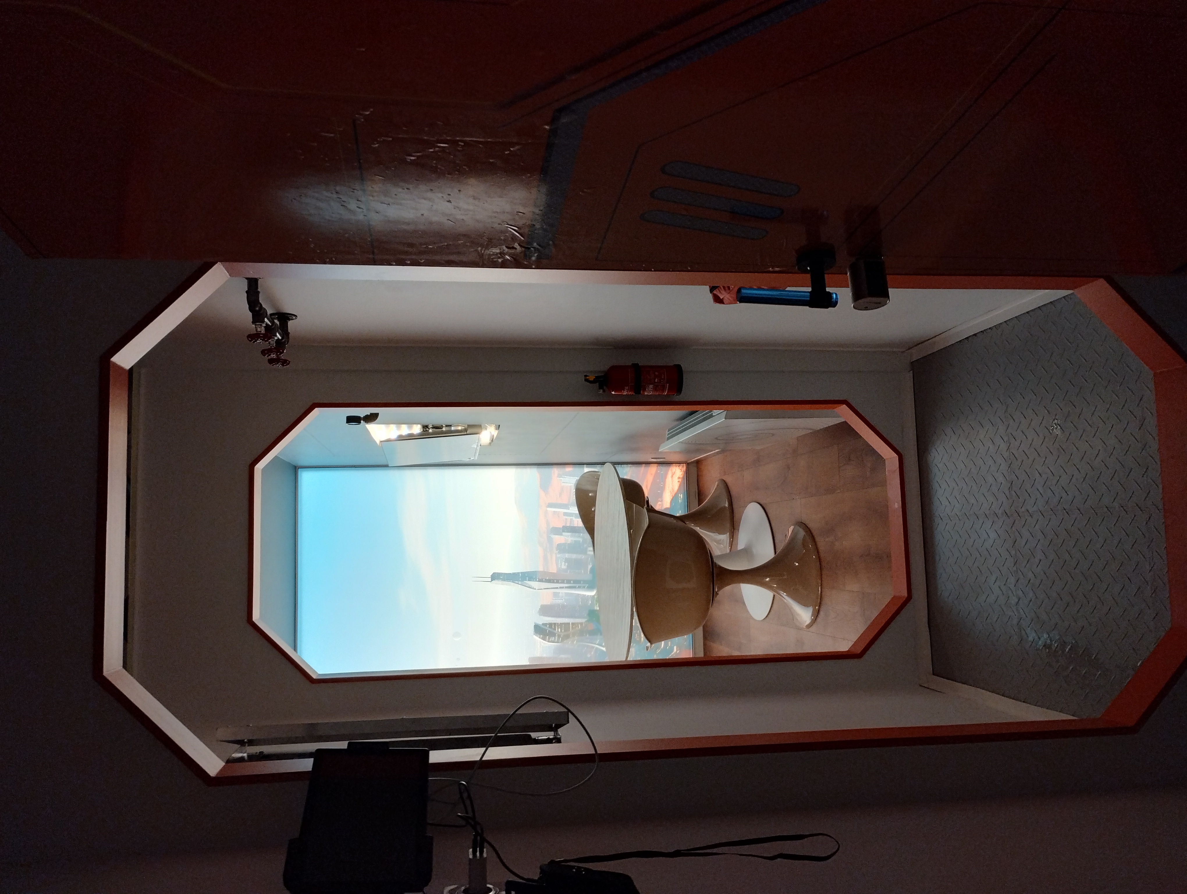 Planète extraterrestre — Chambre à thème futuriste à Toulouse à Toulouse — cuisine