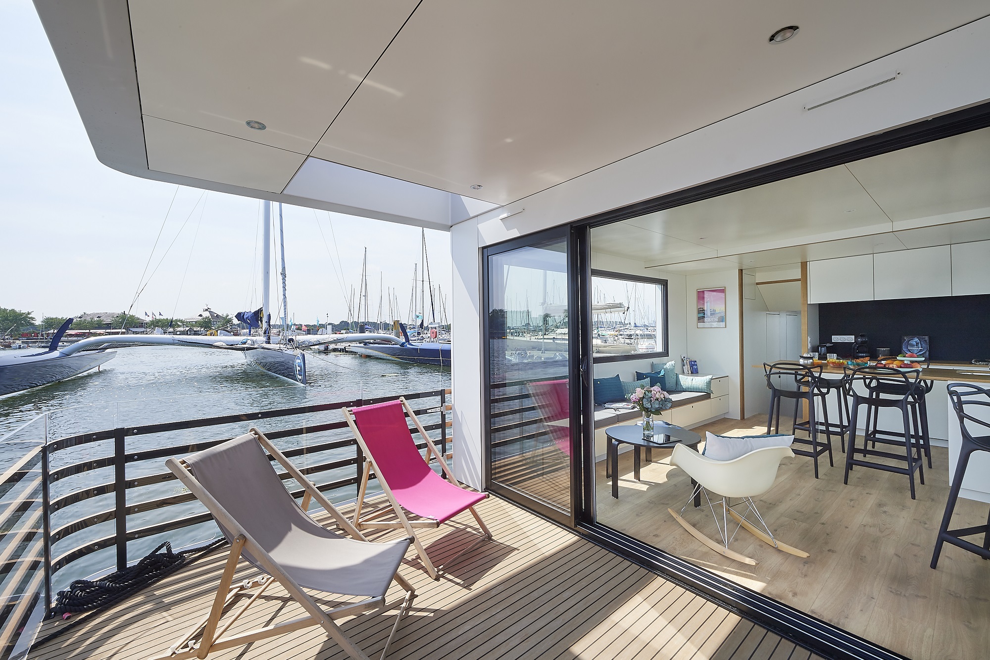 Évasion sur l'eau : Houseboat SeaLoft L'Endroit en Bretagne à Larmor Plage — chambre