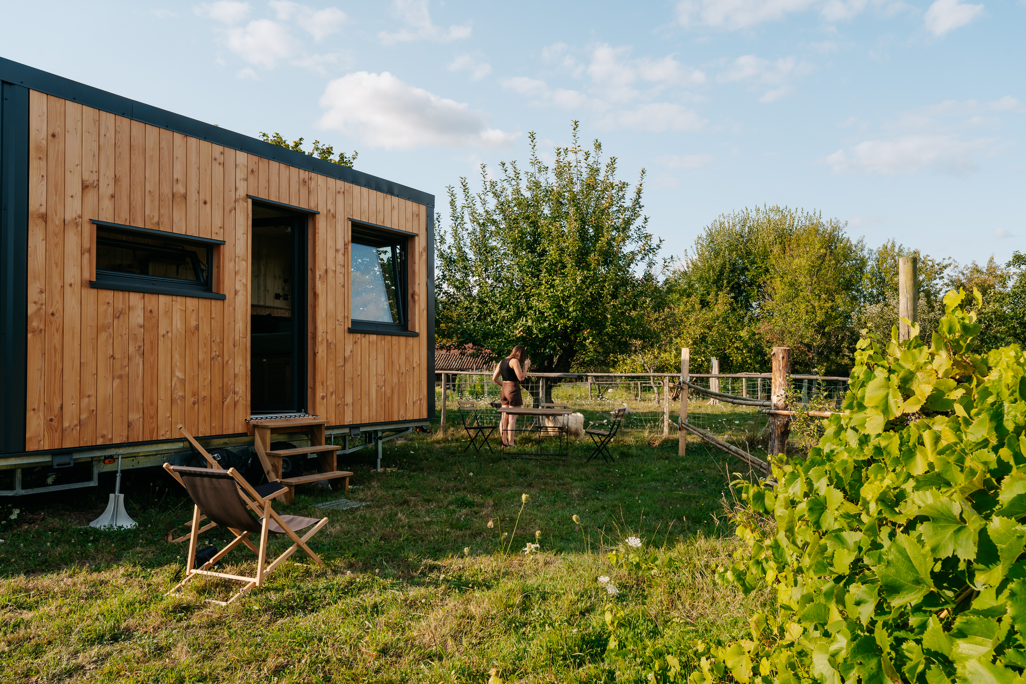 Escapade Châtelaine — Tiny House avec spa à 1h20 de Lyon