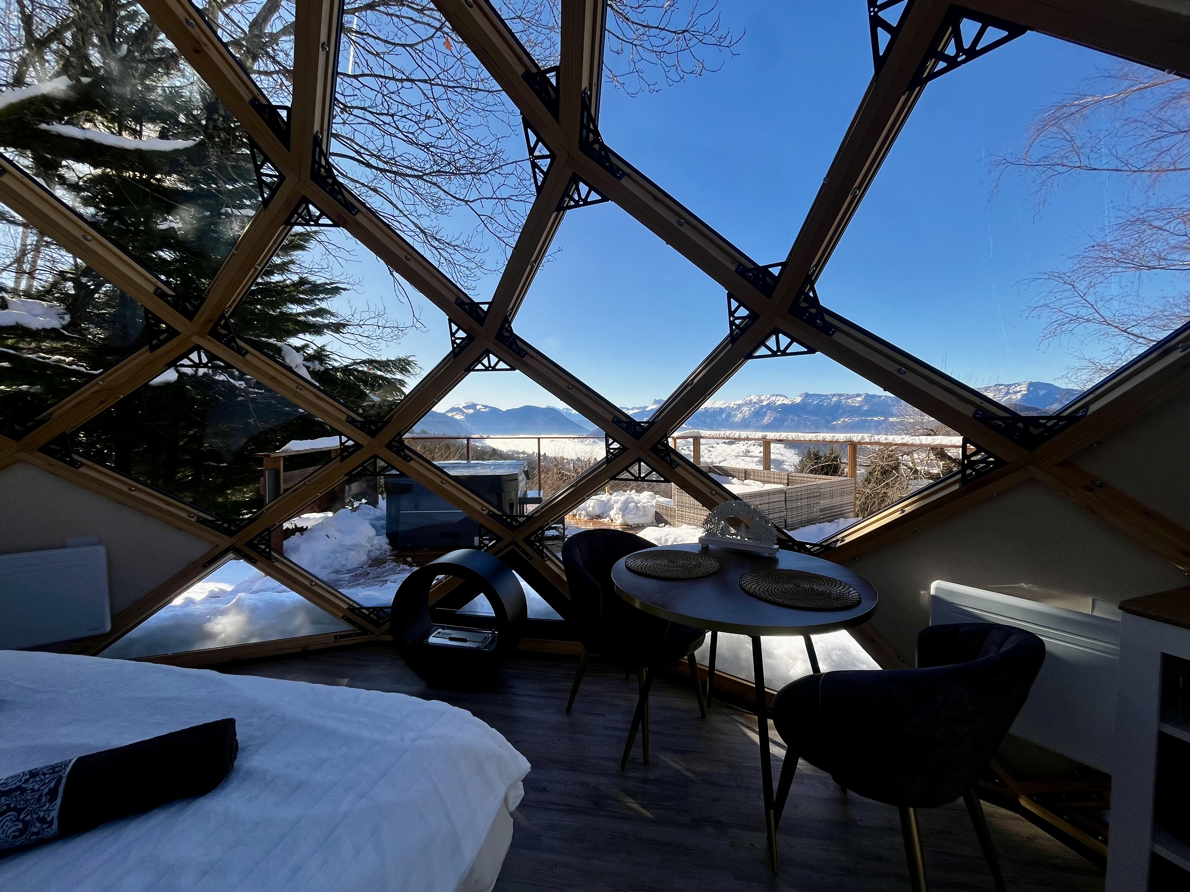 Zome jacuzzi et sauna privatif