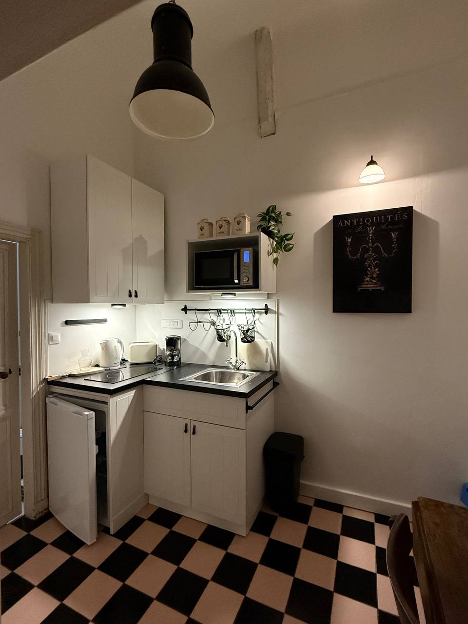 Gîte Irouleguy — Chambre à thème avec spa à Landes à Château d'Estrac — espace de vie