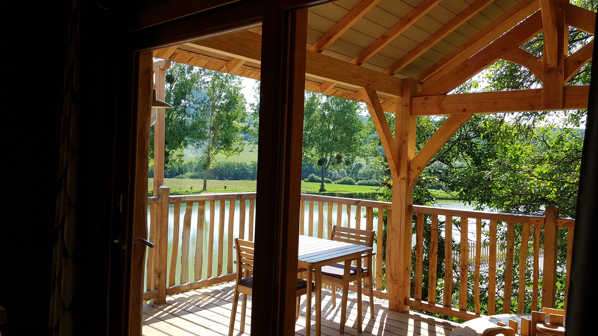 La Cabane Perchée & Spa : une évasion insolite en Bourgogne à Chassey — environnement naturel